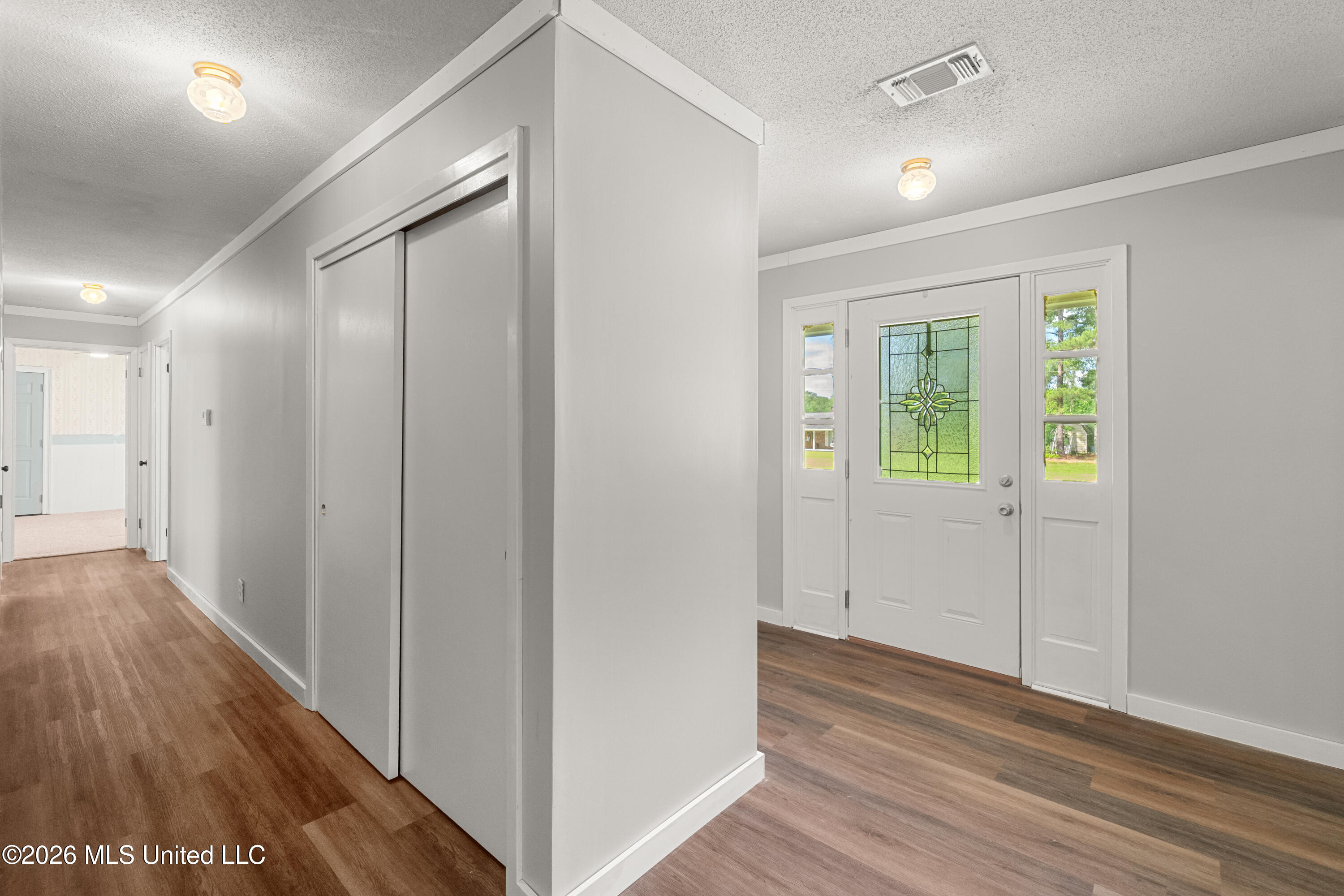 955 Clara Road Property Photo 7