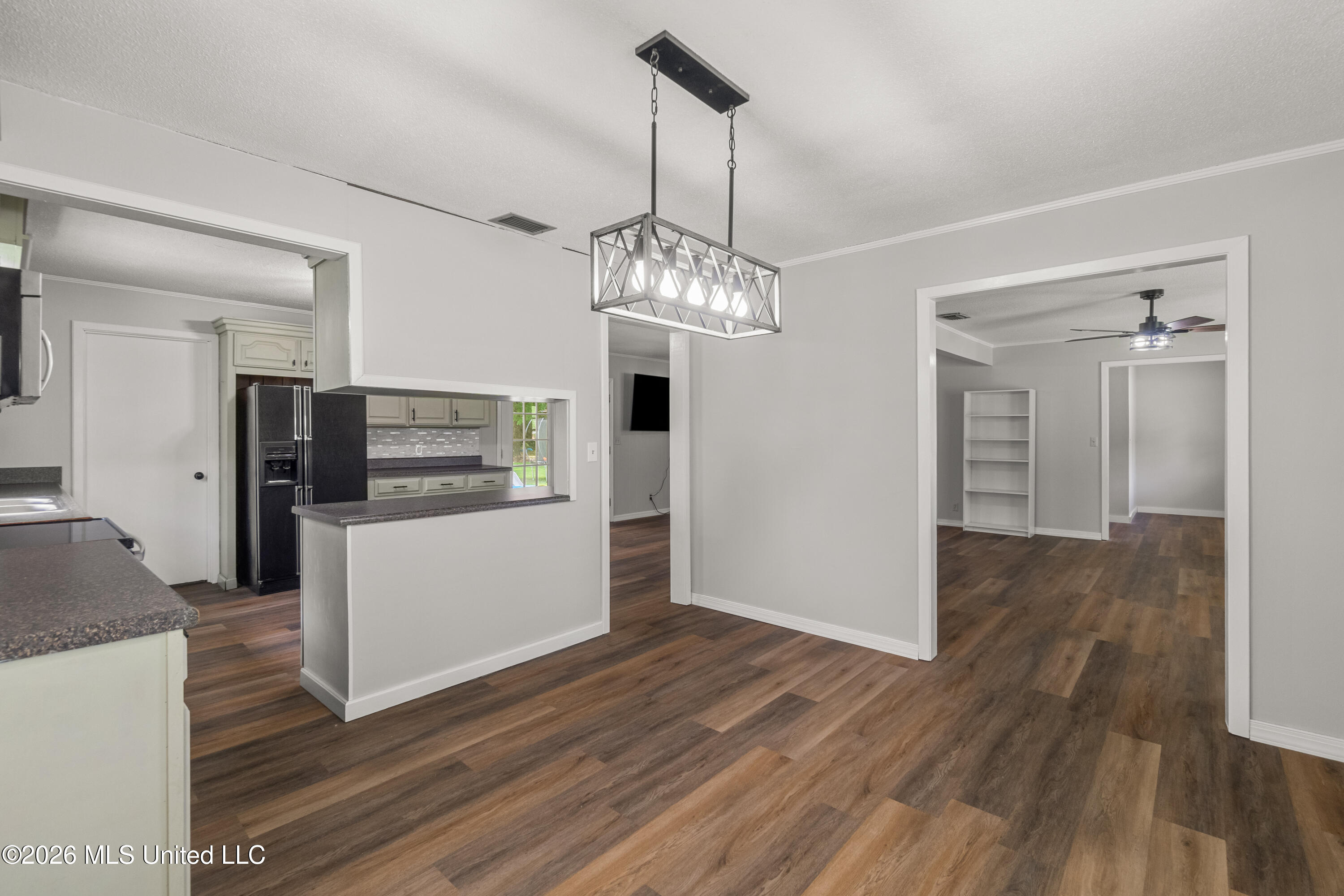 955 Clara Road Property Photo 14