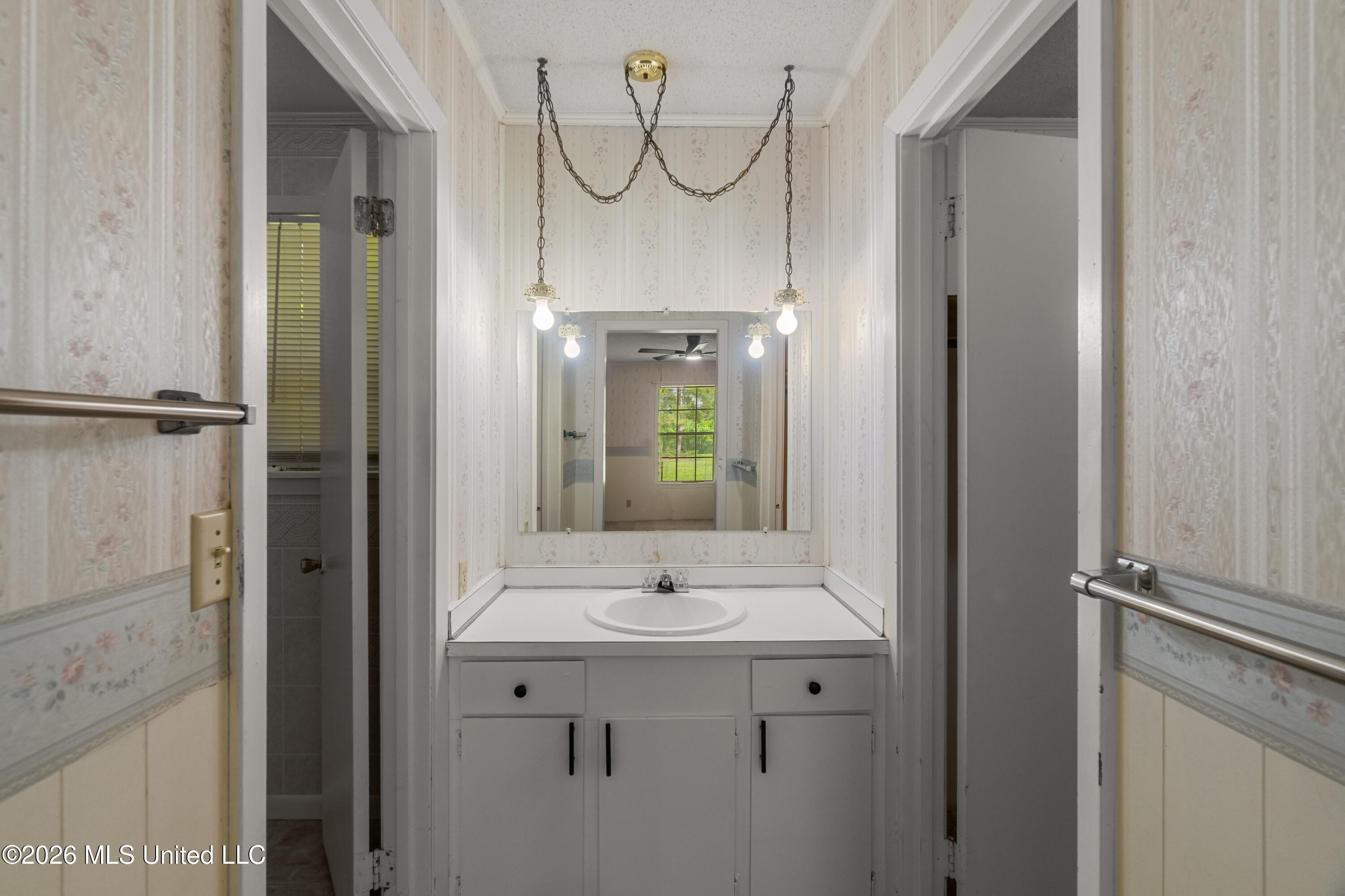 955 Clara Road Property Photo 23