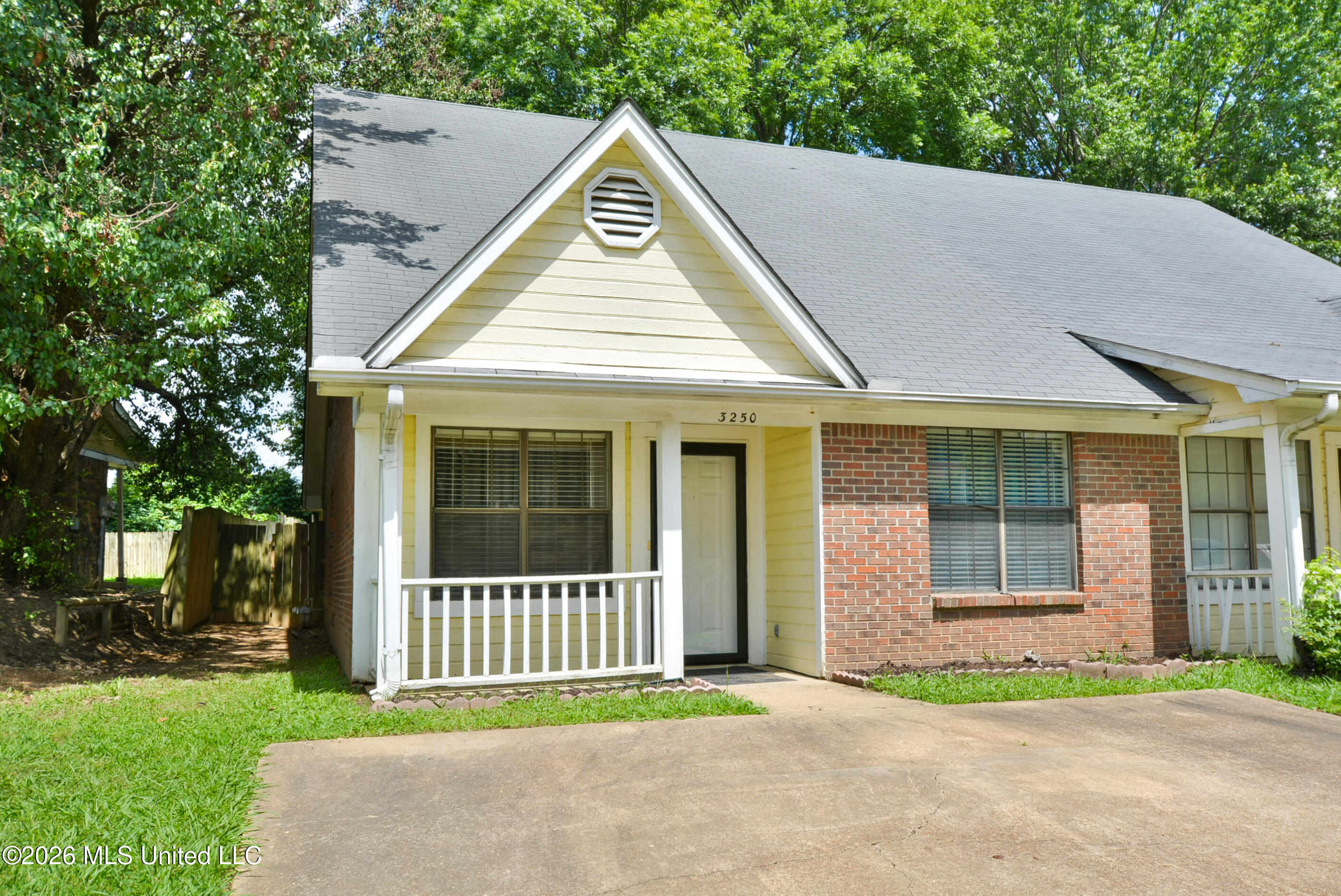 3250 Edenshire Lane Property Photo 1