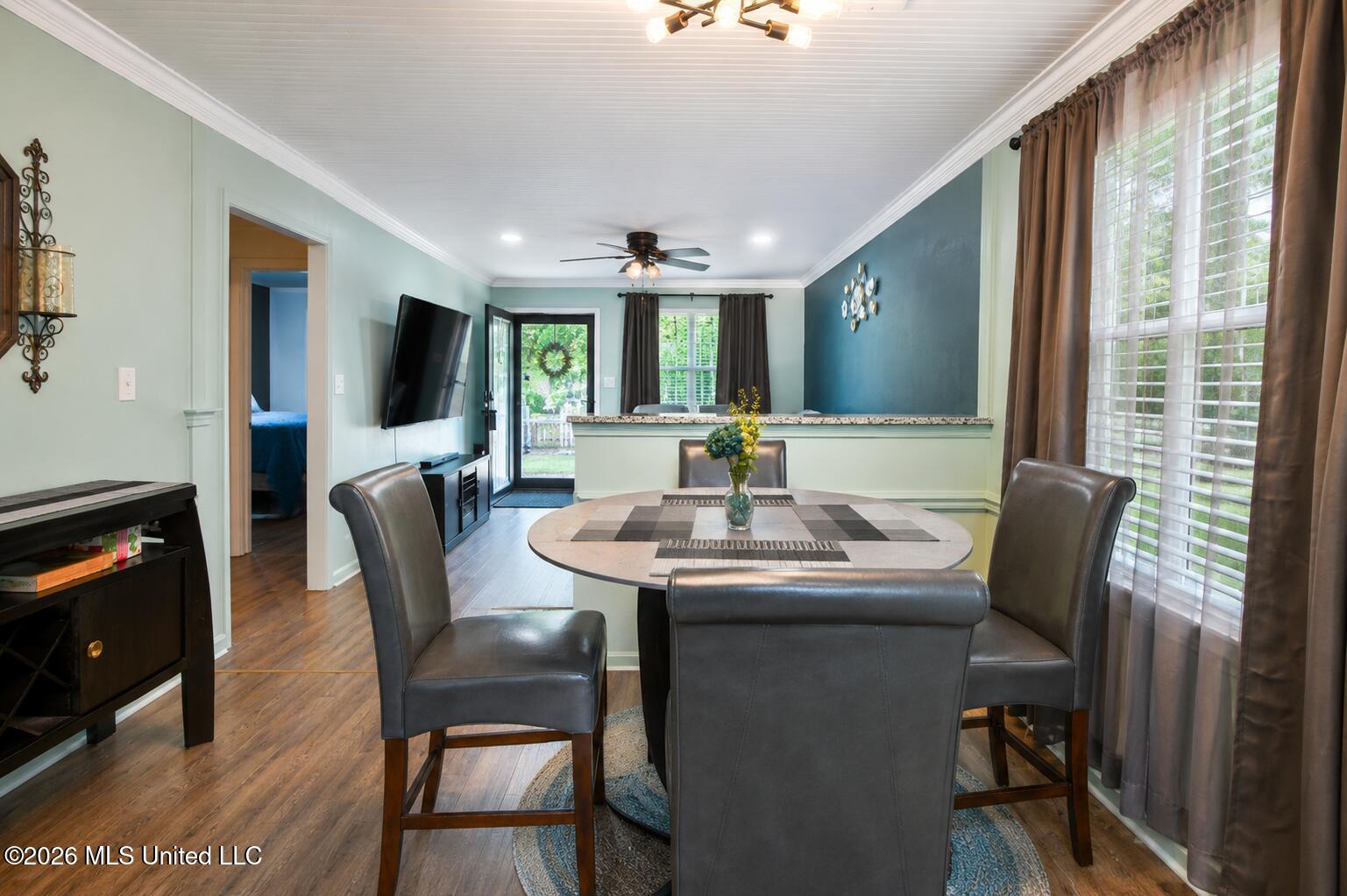 3250 Edenshire Lane Property Photo 12