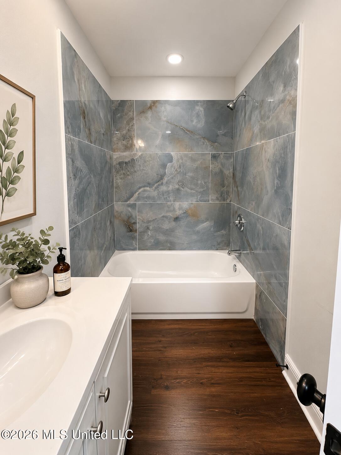 125 7th Avenue Property Photo 8