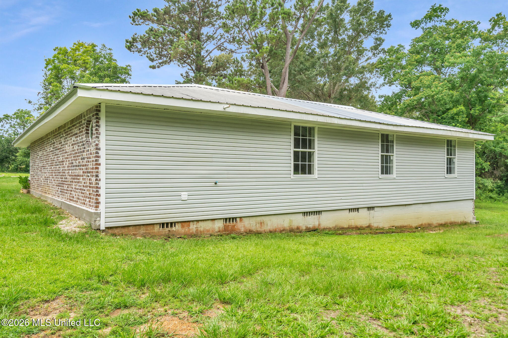 125 7th Avenue Property Photo 10