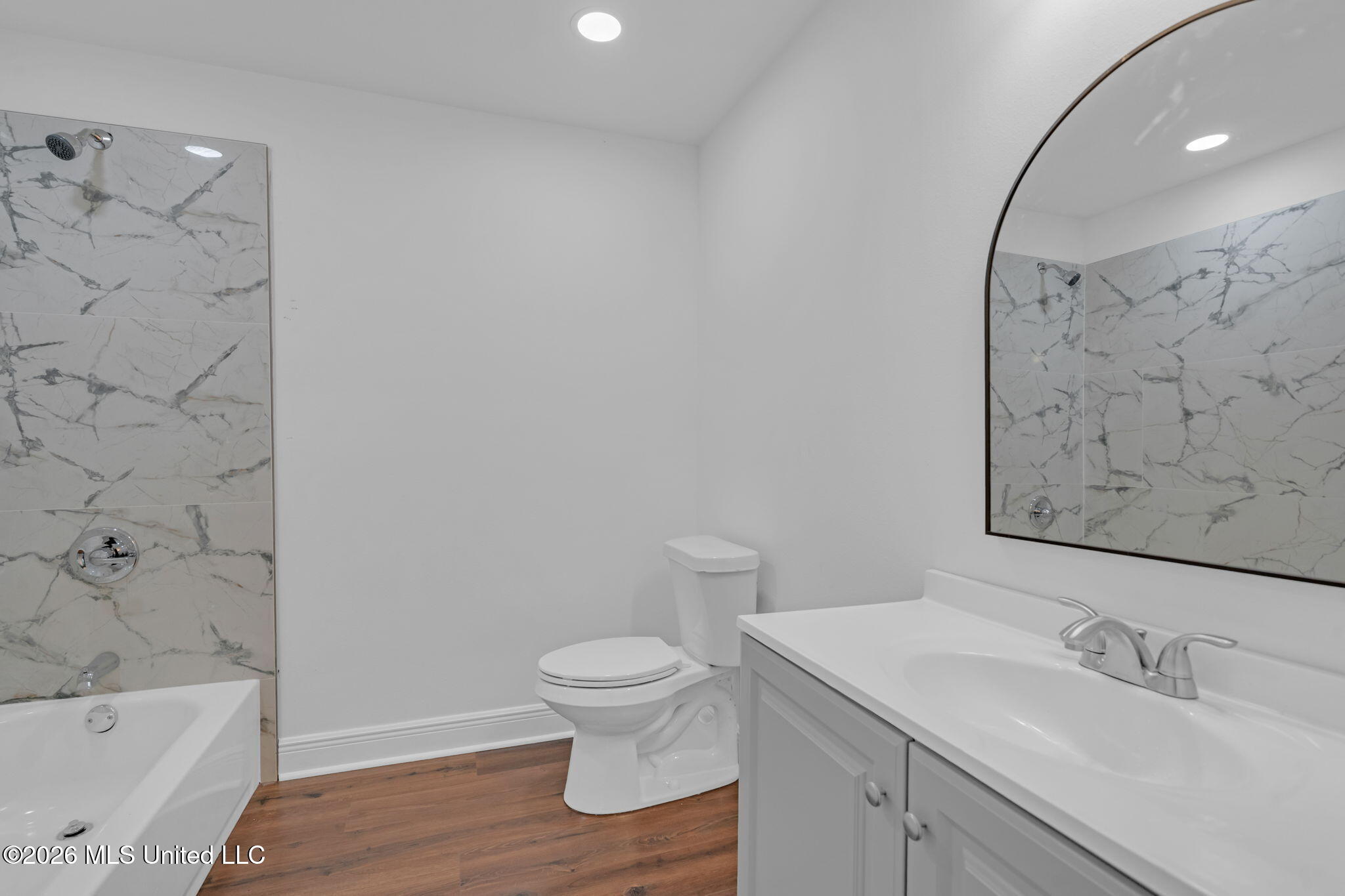 125 7th Avenue Property Photo 13