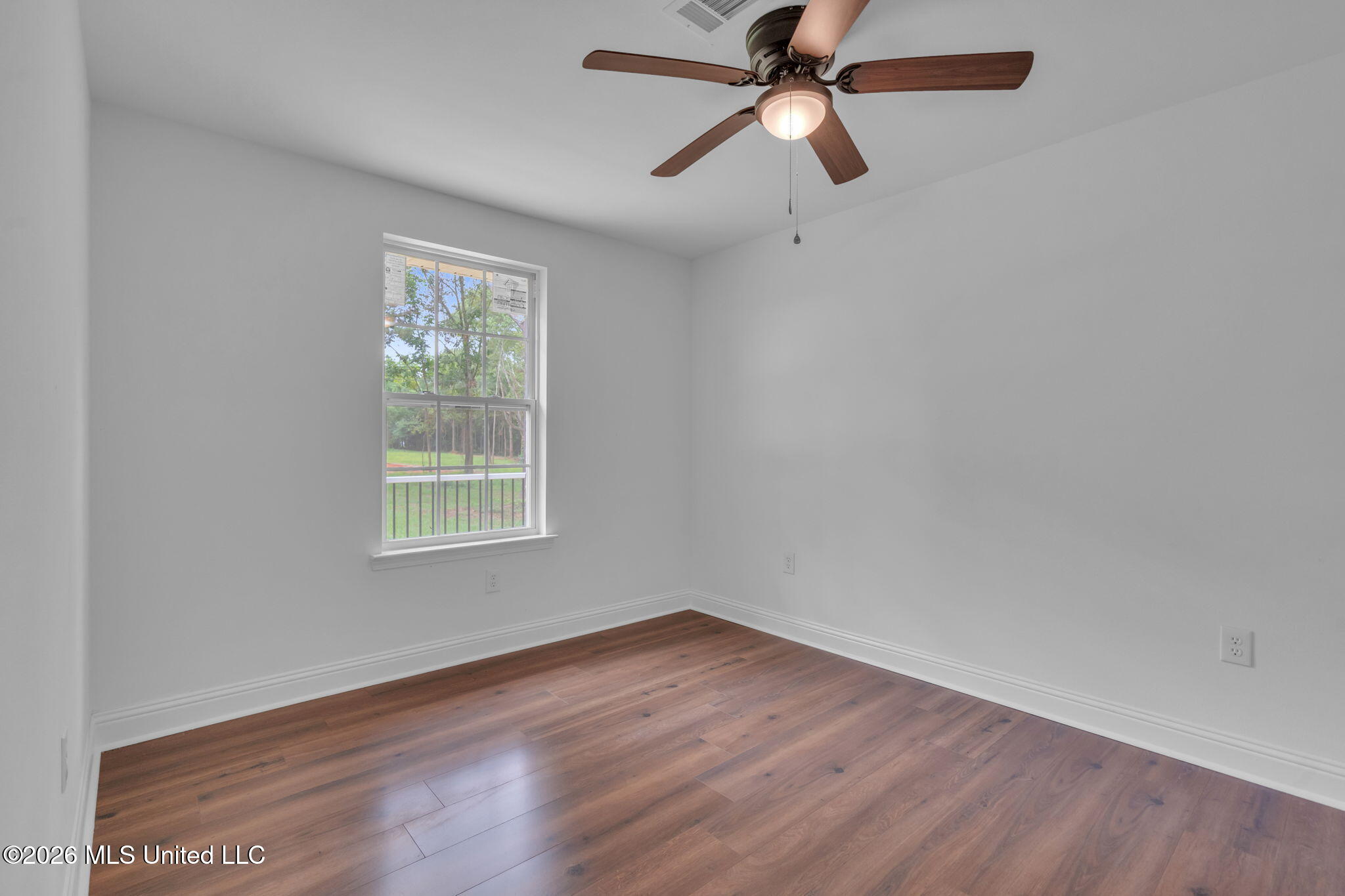 125 7th Avenue Property Photo 16