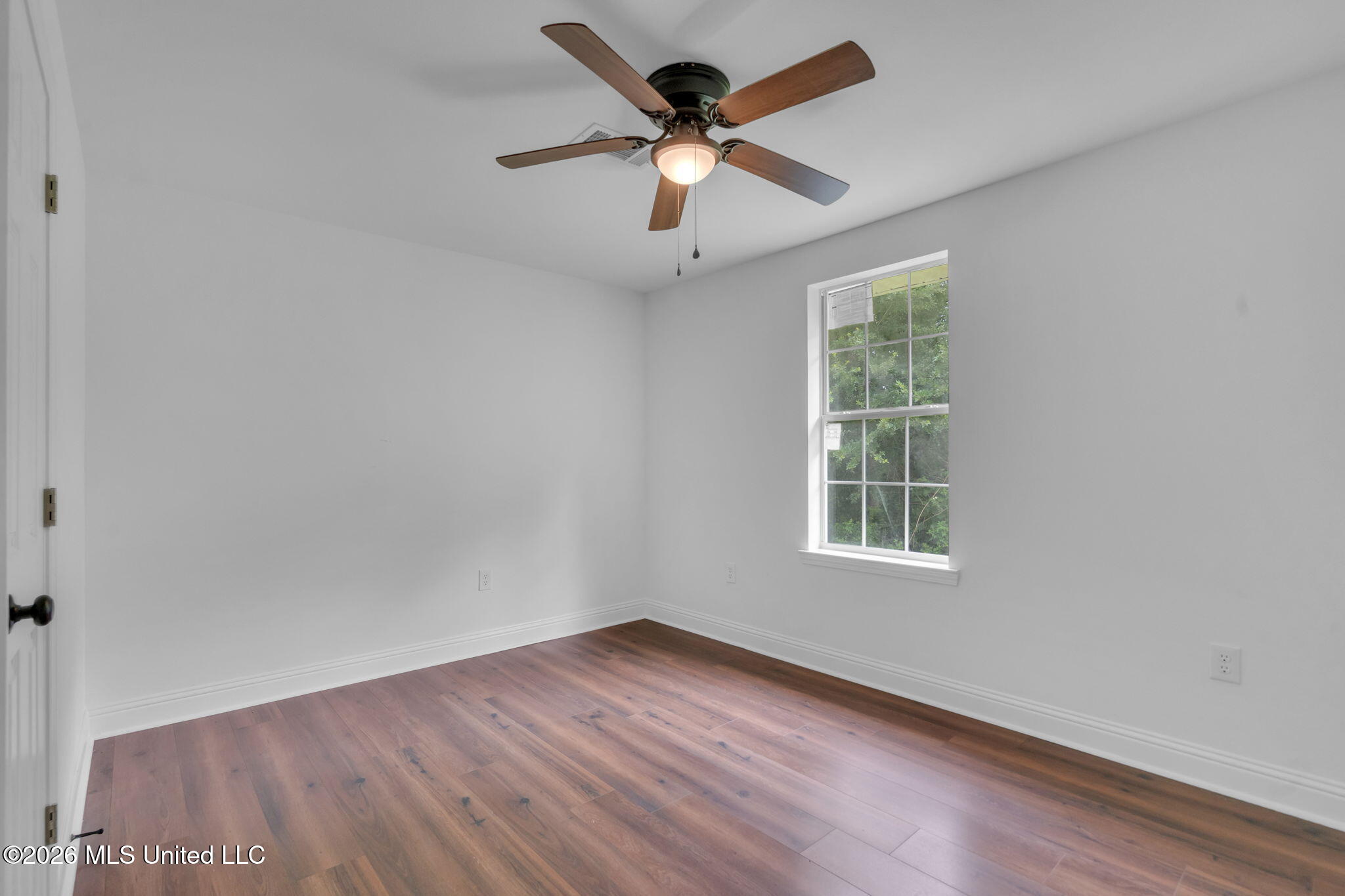 125 7th Avenue Property Photo 17