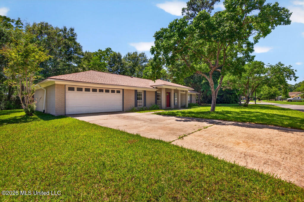1301 Churchill Drive Property Photo 33