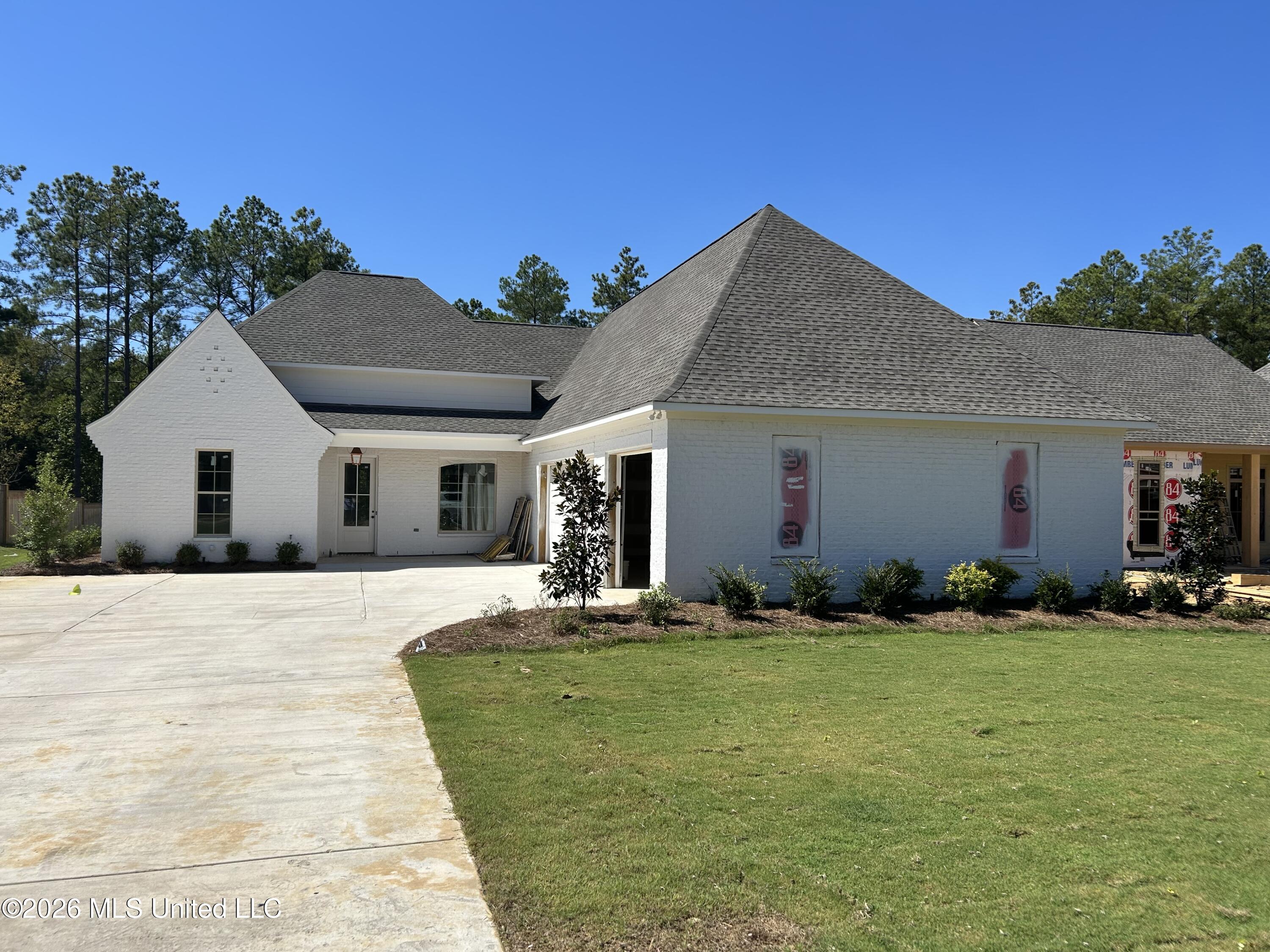 813 Thornberry Ridge Property Photo 1