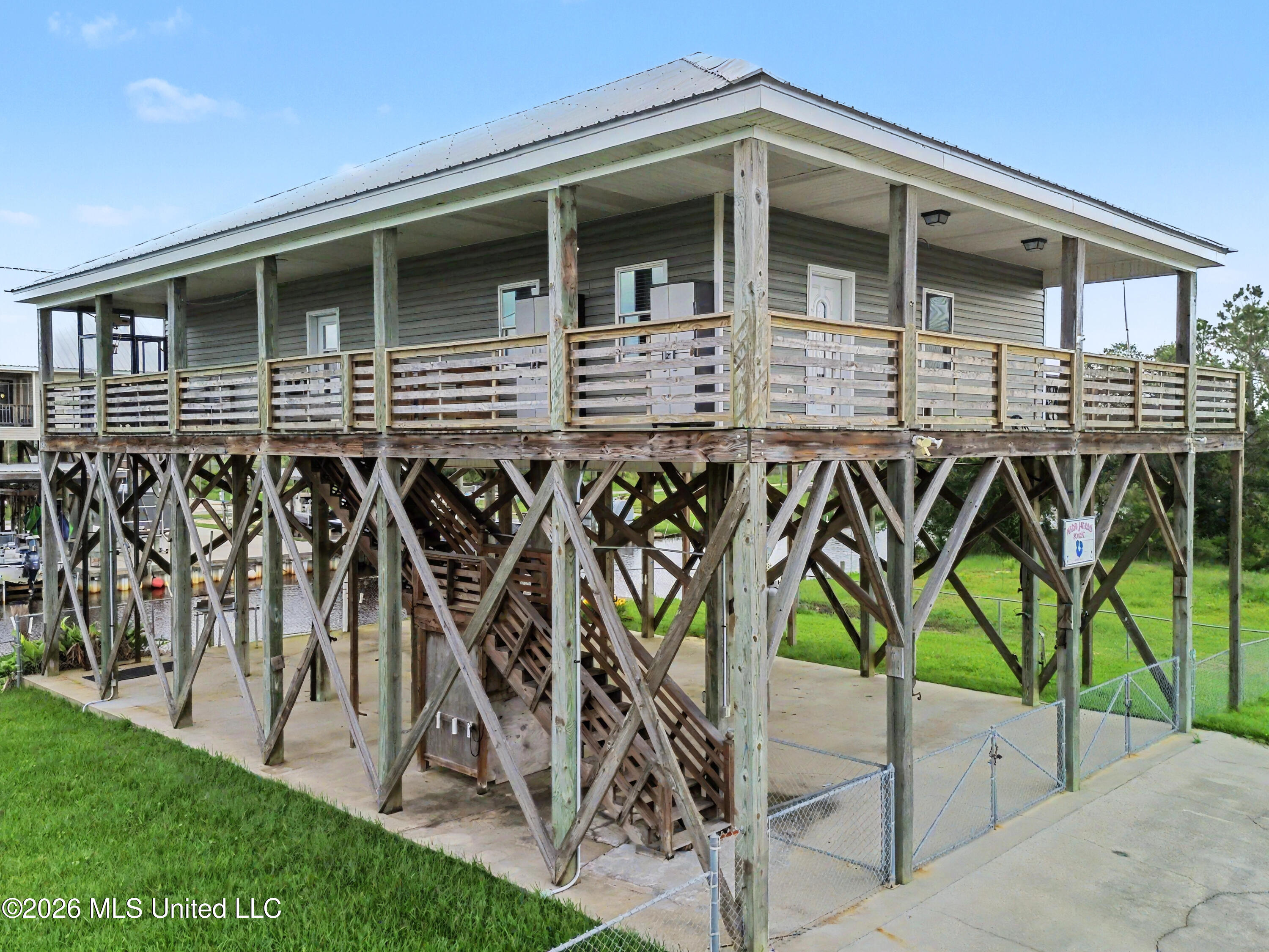 10100 W Park Road Property Photo 1
