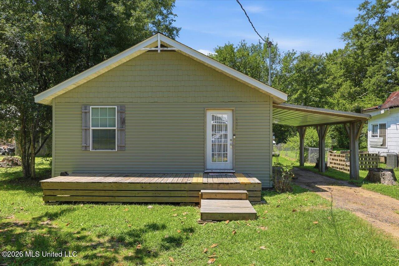 205 3rd Street Property Photo 1