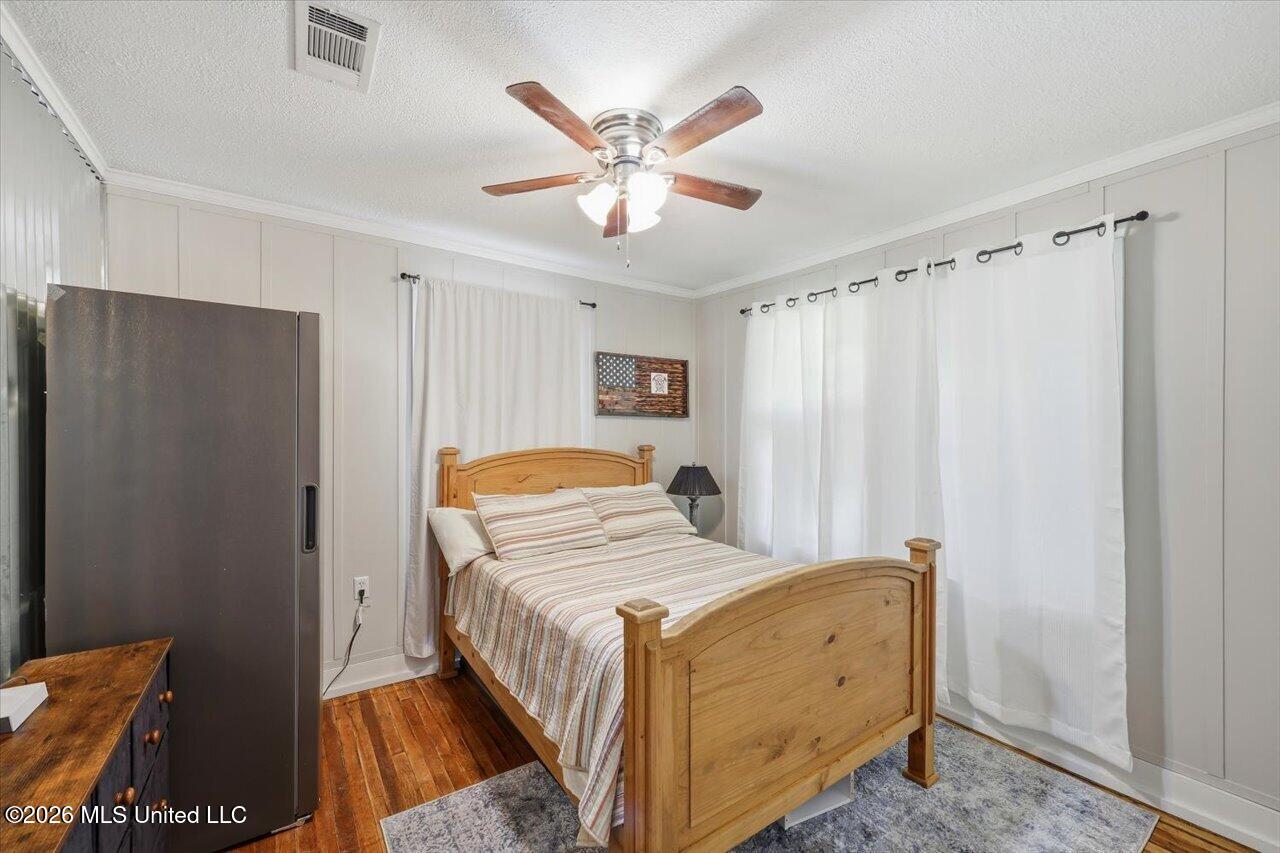 205 3rd Street Property Photo 22
