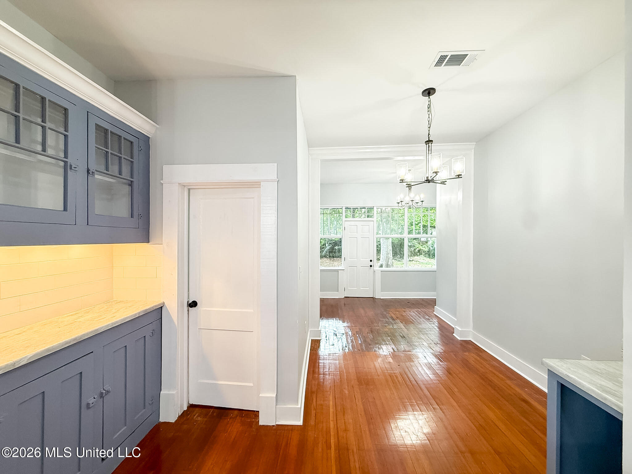 322 S 6th Street Property Photo 11