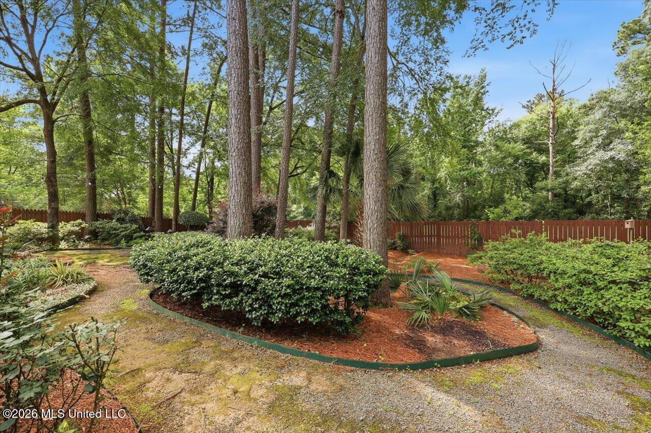 385 Pinewood Lane Property Photo 34