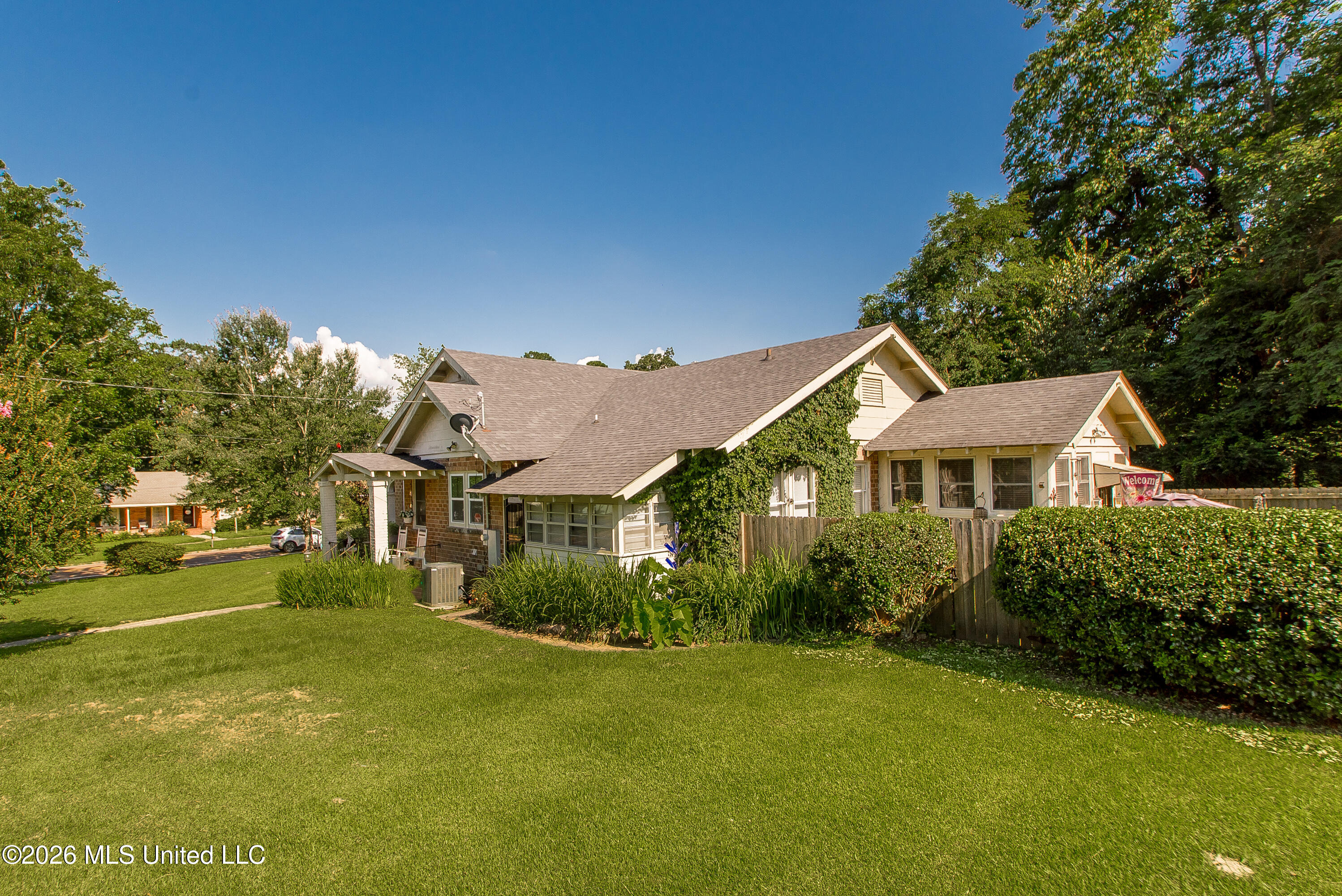 509 Jackson Avenue Property Photo 41