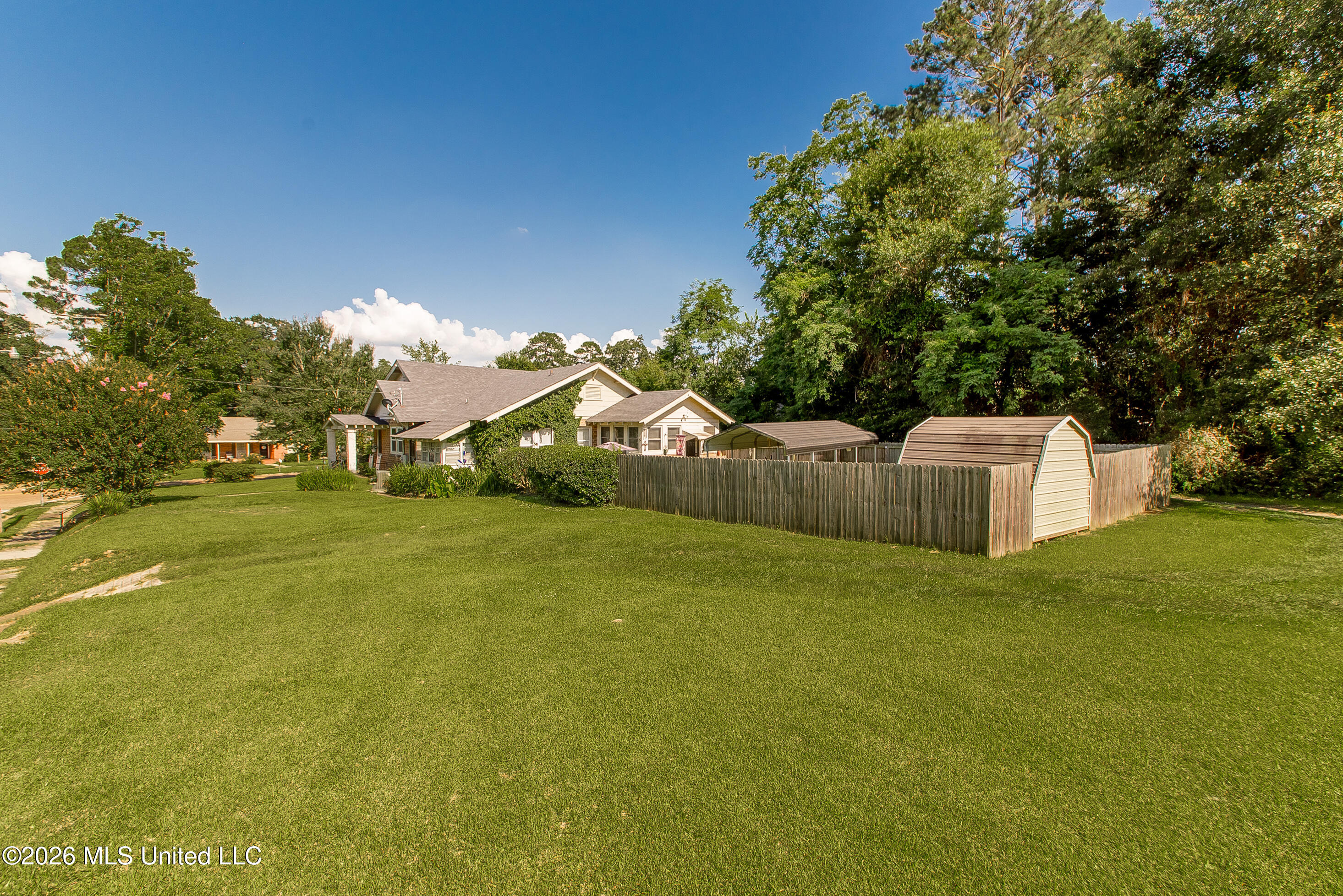 509 Jackson Avenue Property Photo 42