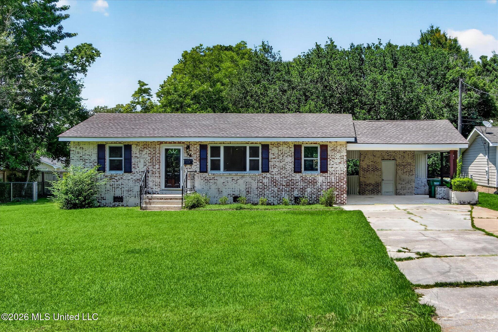 34 37th Street Property Photo 1