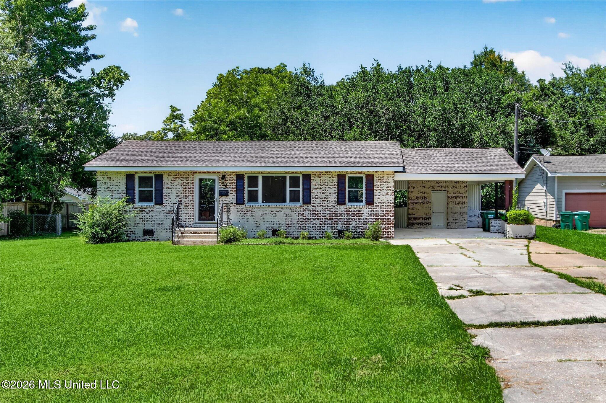 34 37th Street Property Photo 6