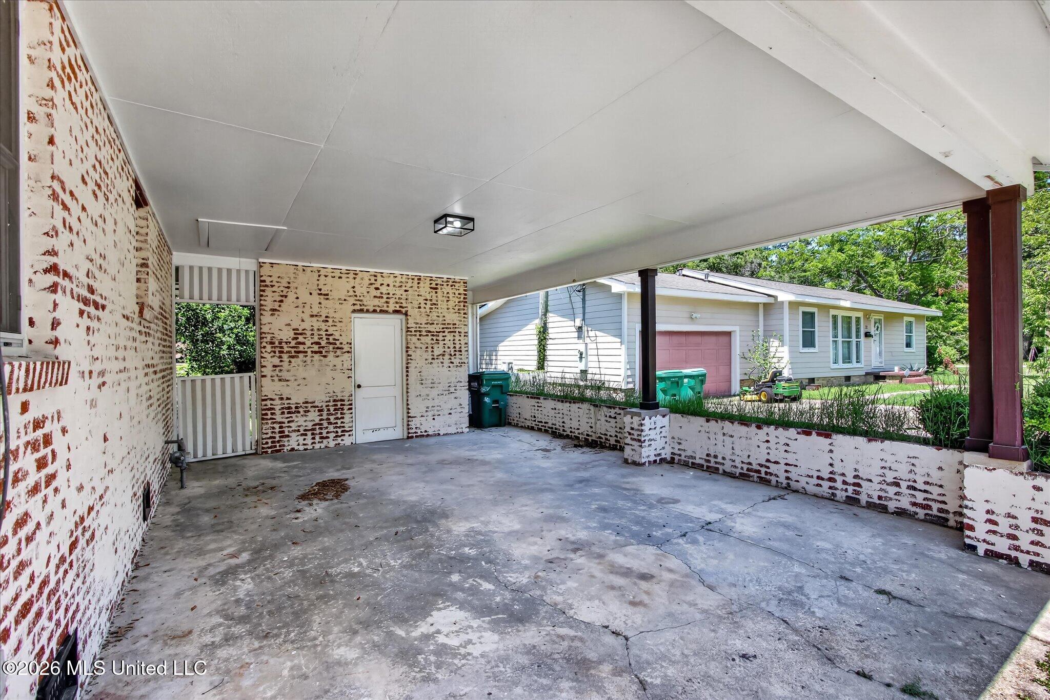 34 37th Street Property Photo 53