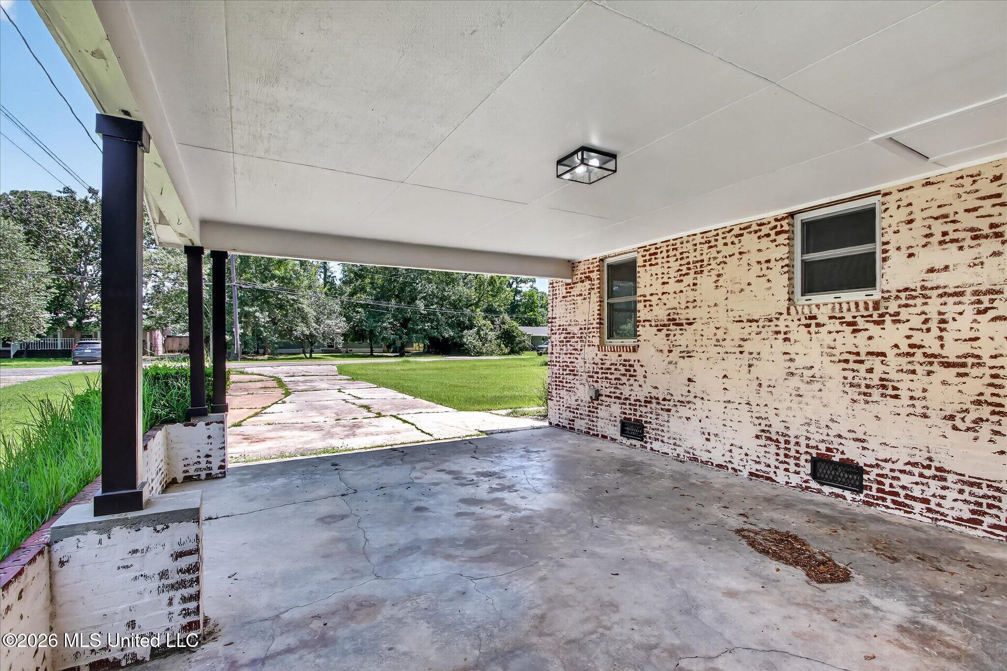 34 37th Street Property Photo 54