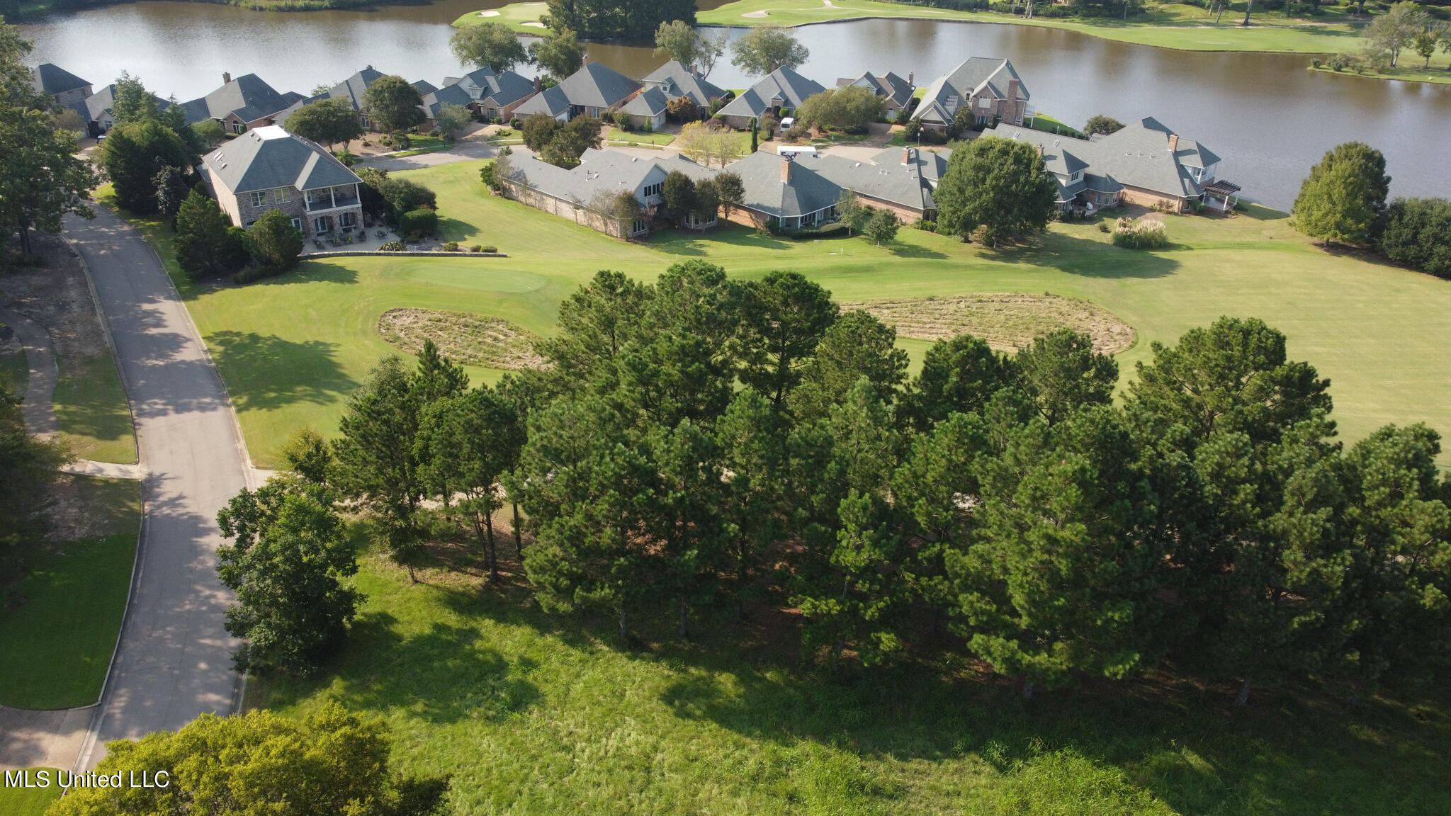 Annandale Drive Property Photo 9