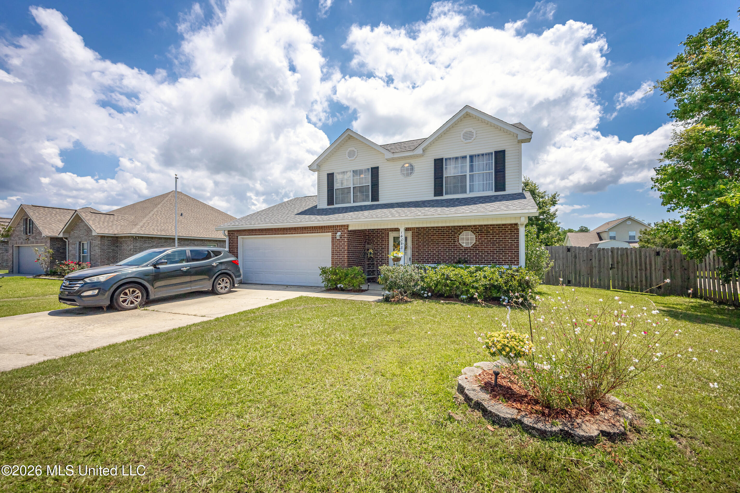 14048 Seymour Drive Property Photo 3