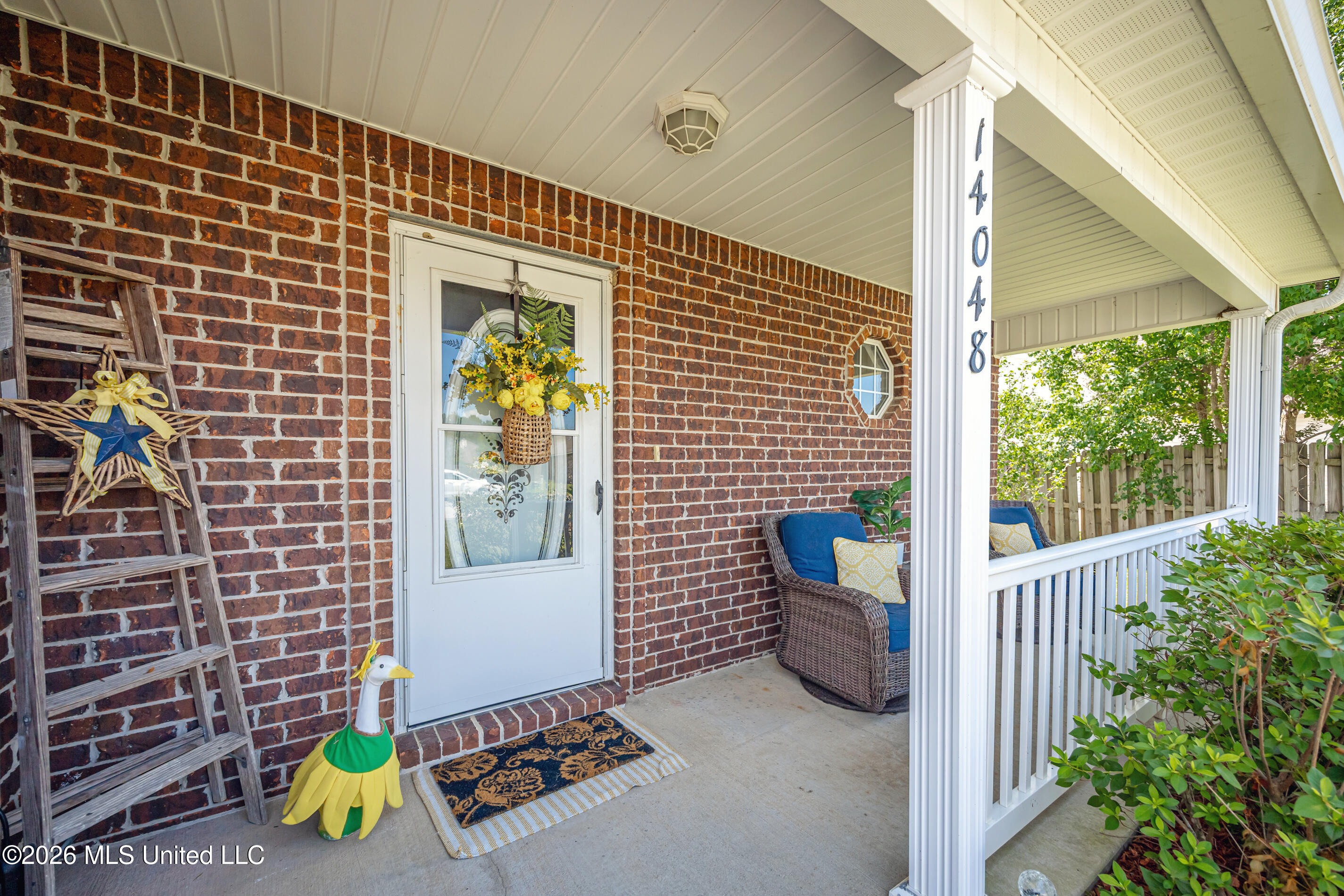 14048 Seymour Drive Property Photo 4