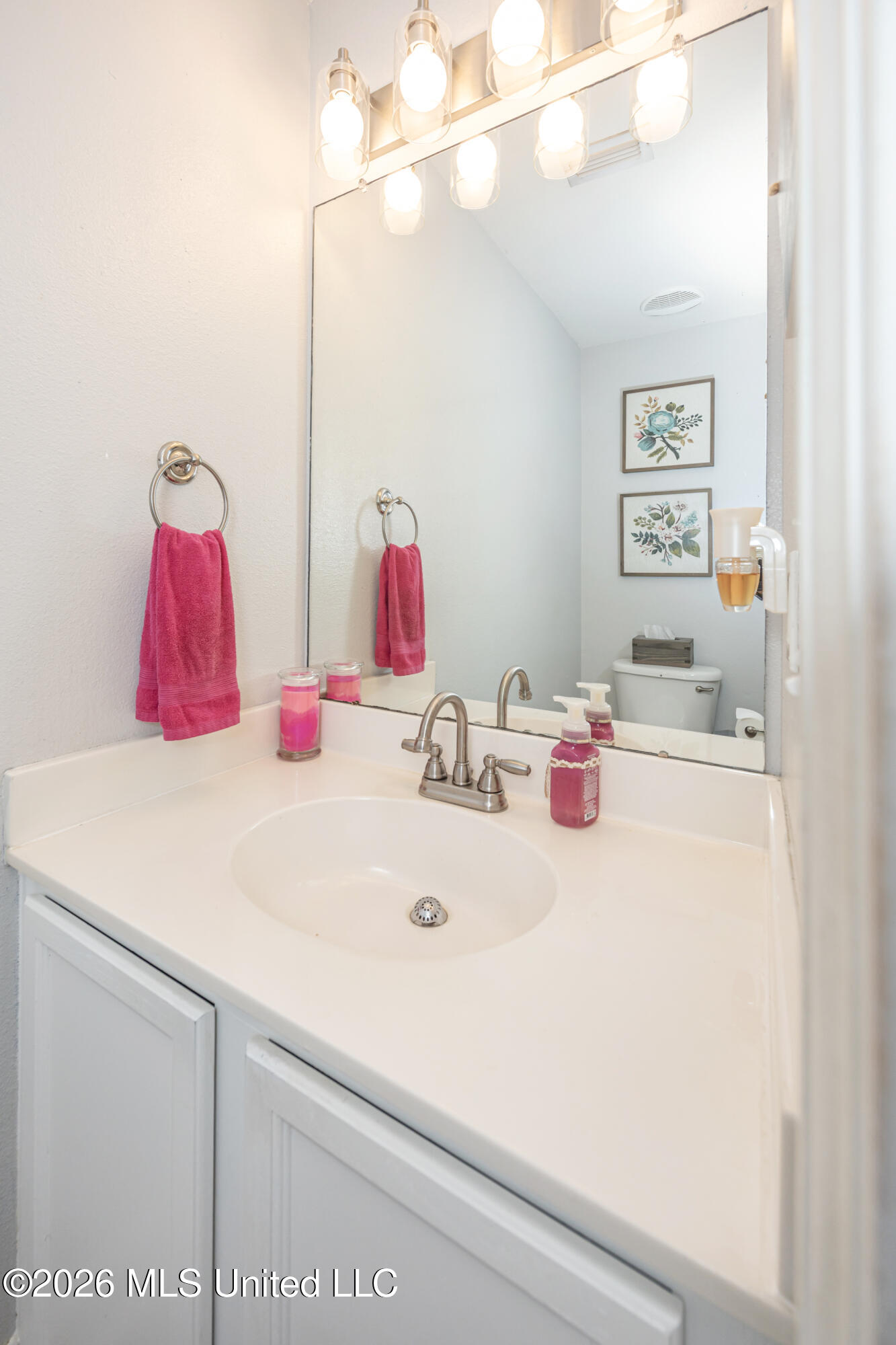 14048 Seymour Drive Property Photo 9