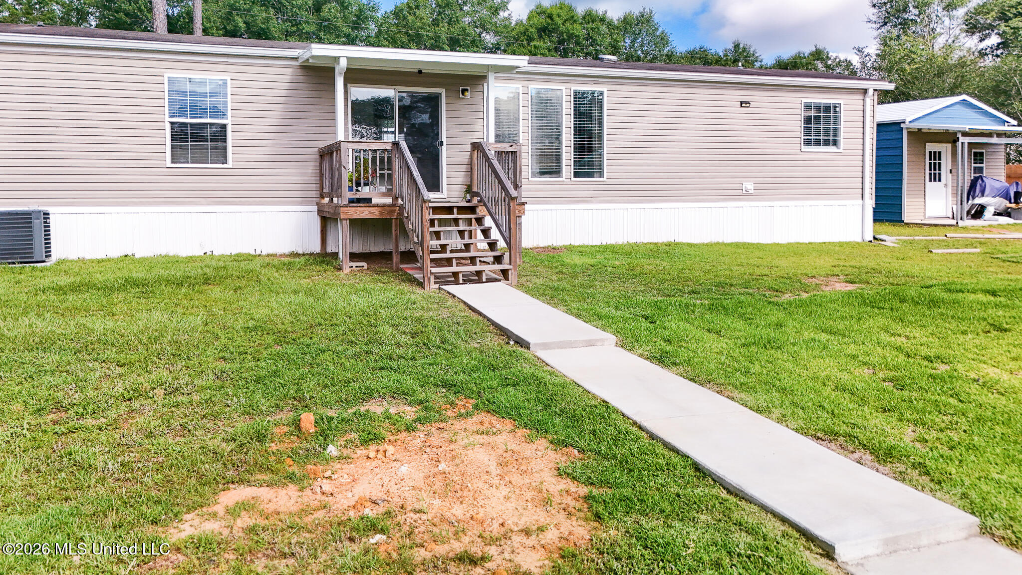 7170 Lake Drive Property Photo 12