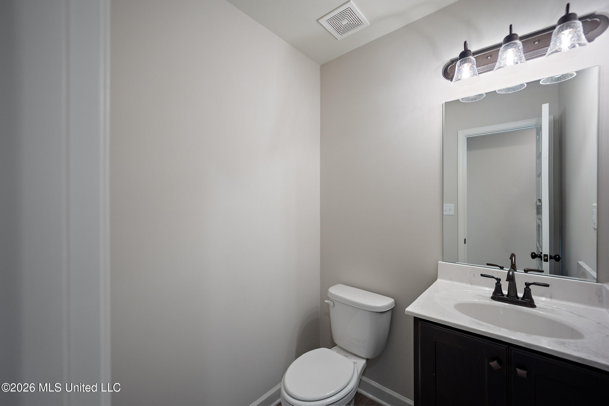 13816 Jack Thomas Boulevard Property Photo 22