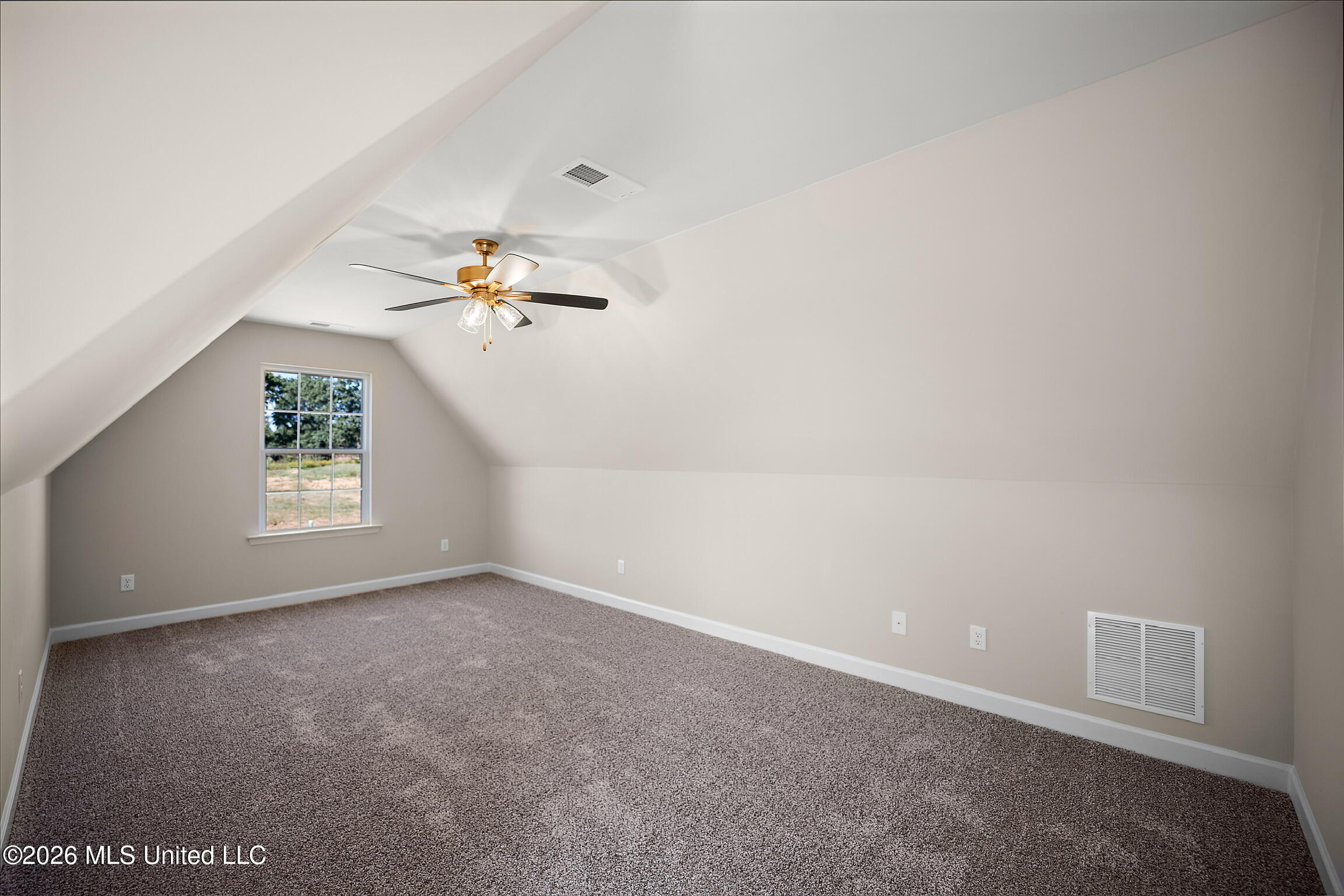 13816 Jack Thomas Boulevard Property Photo 26