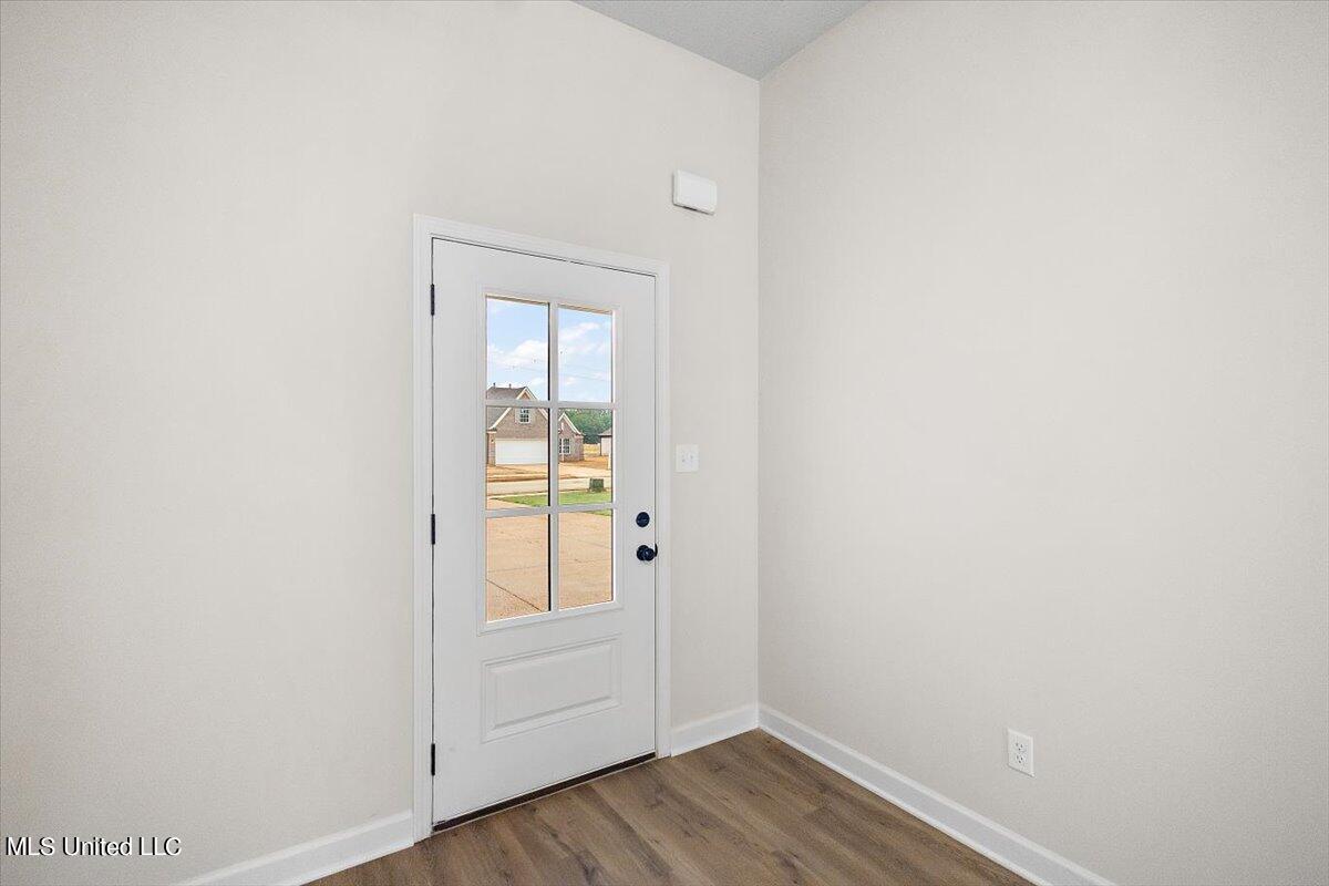 6602 John Hamilton Way Property Photo 6