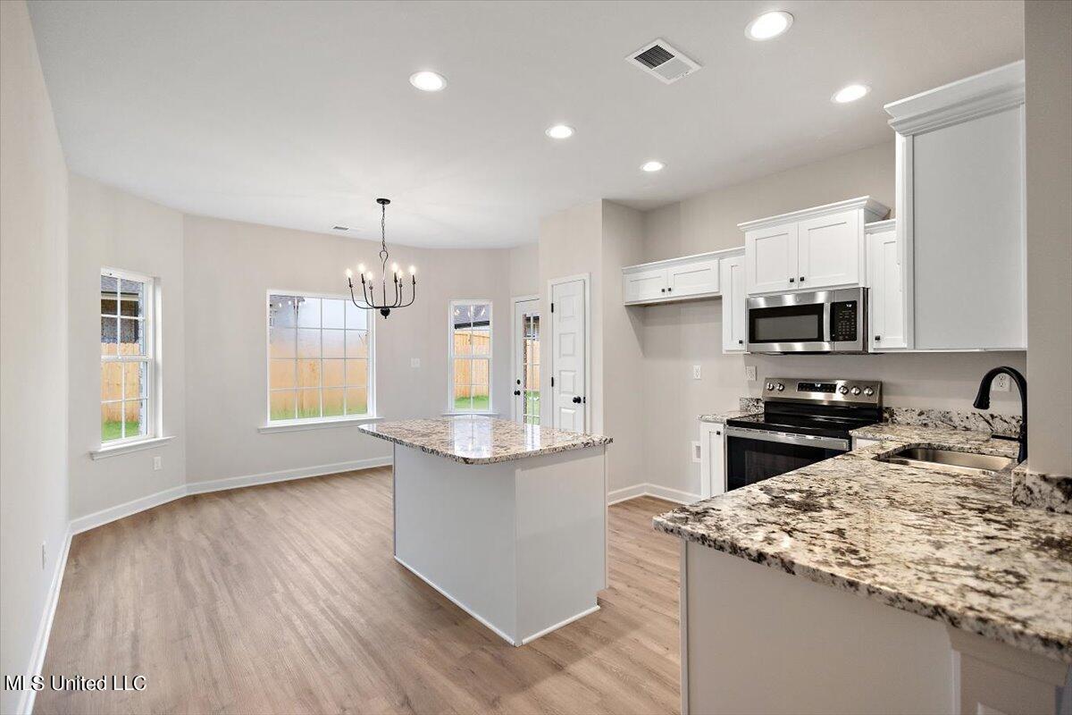 6602 John Hamilton Way Property Photo 11