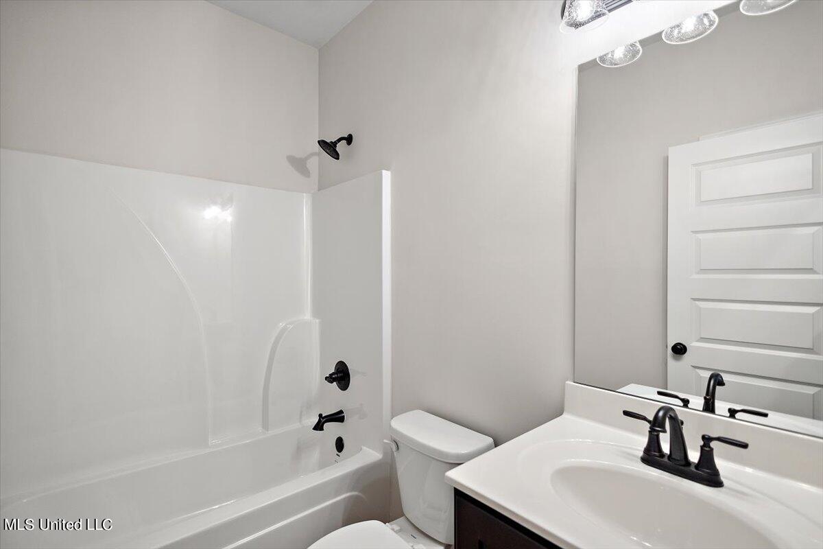 6602 John Hamilton Way Property Photo 23