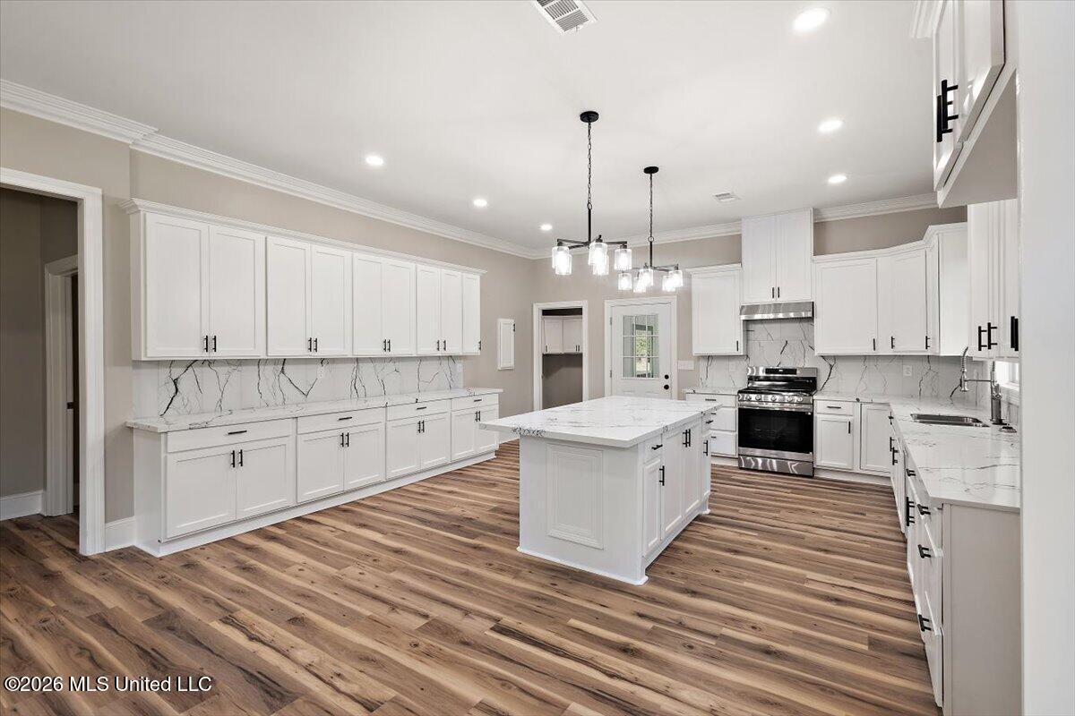 3594 N Liberty Street Property Photo 13