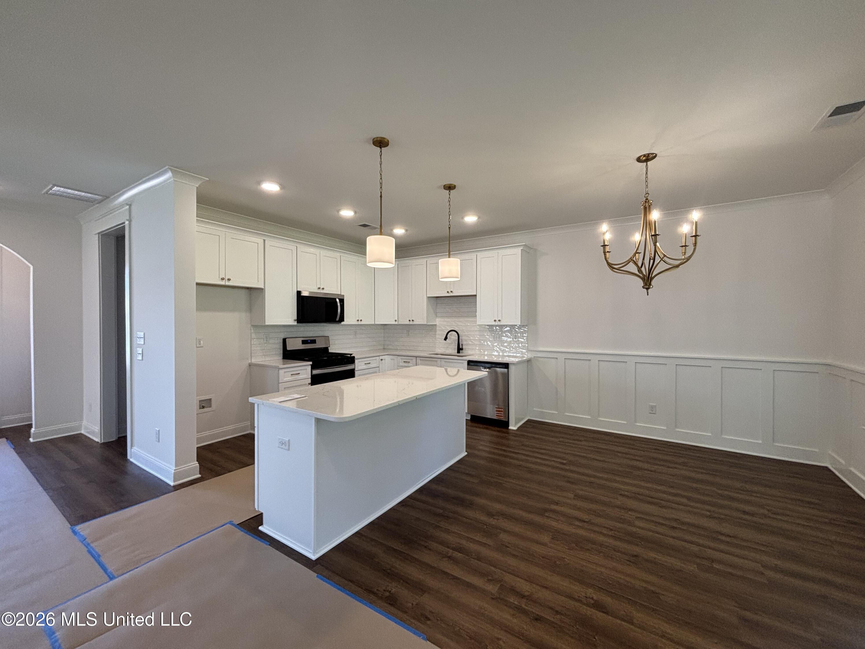4203 S Bolivar Trail Property Photo 5