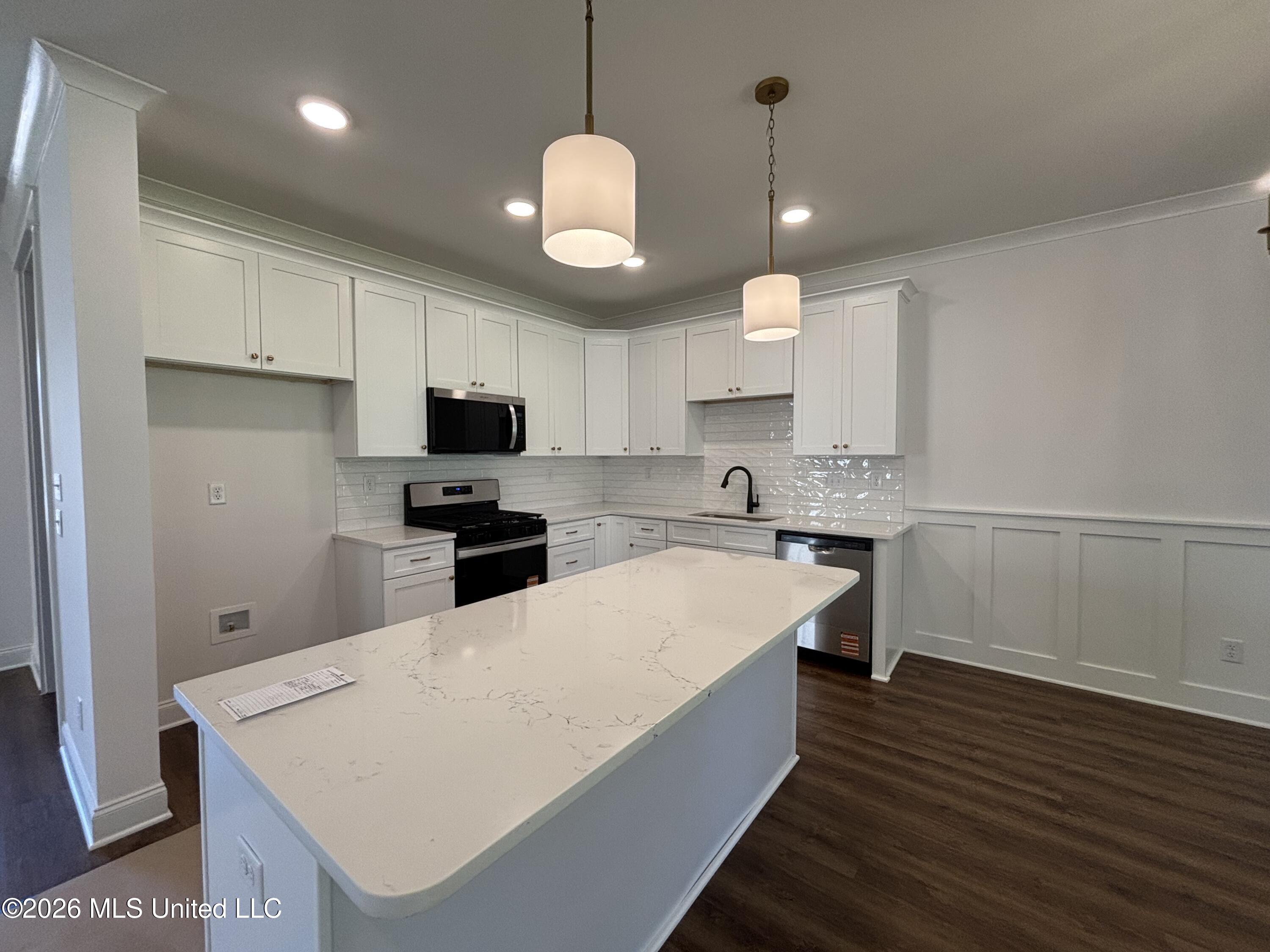 4203 S Bolivar Trail Property Photo 6