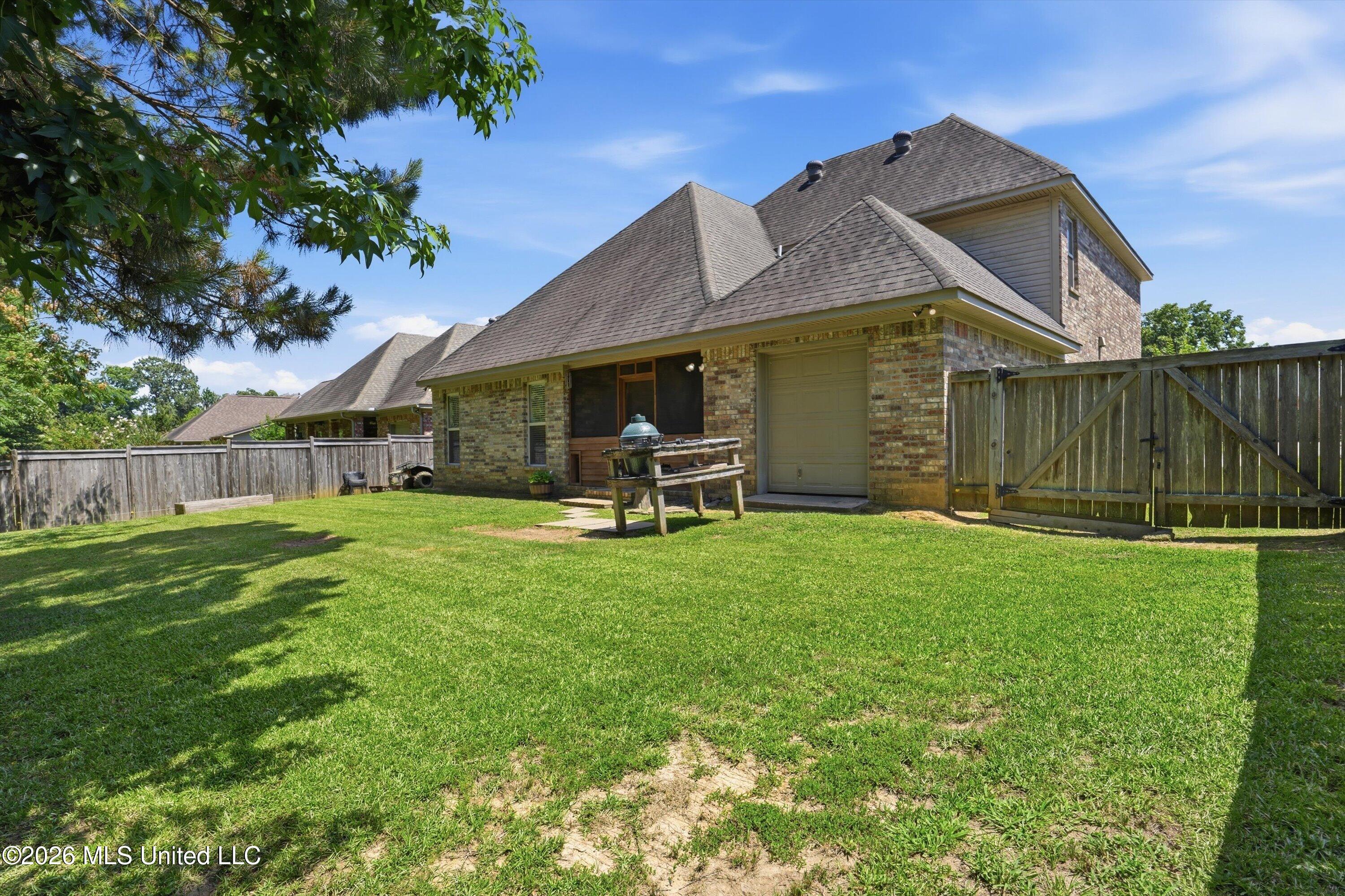109 Elizabeth Drive Property Photo 37
