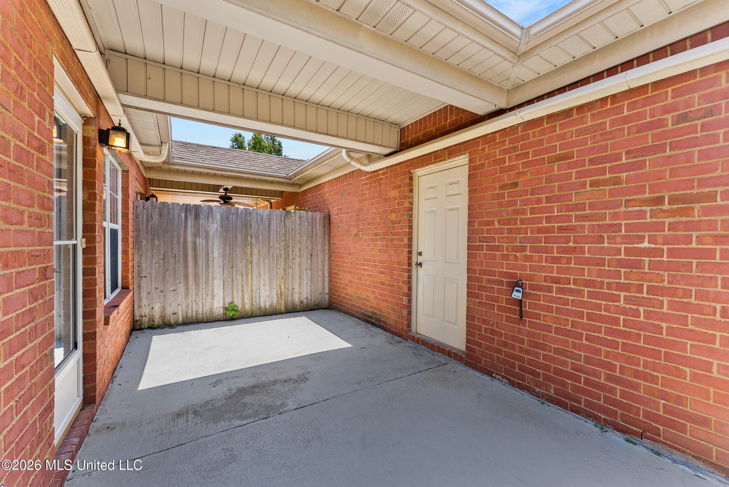1144 W Martin Circle Property Photo 7