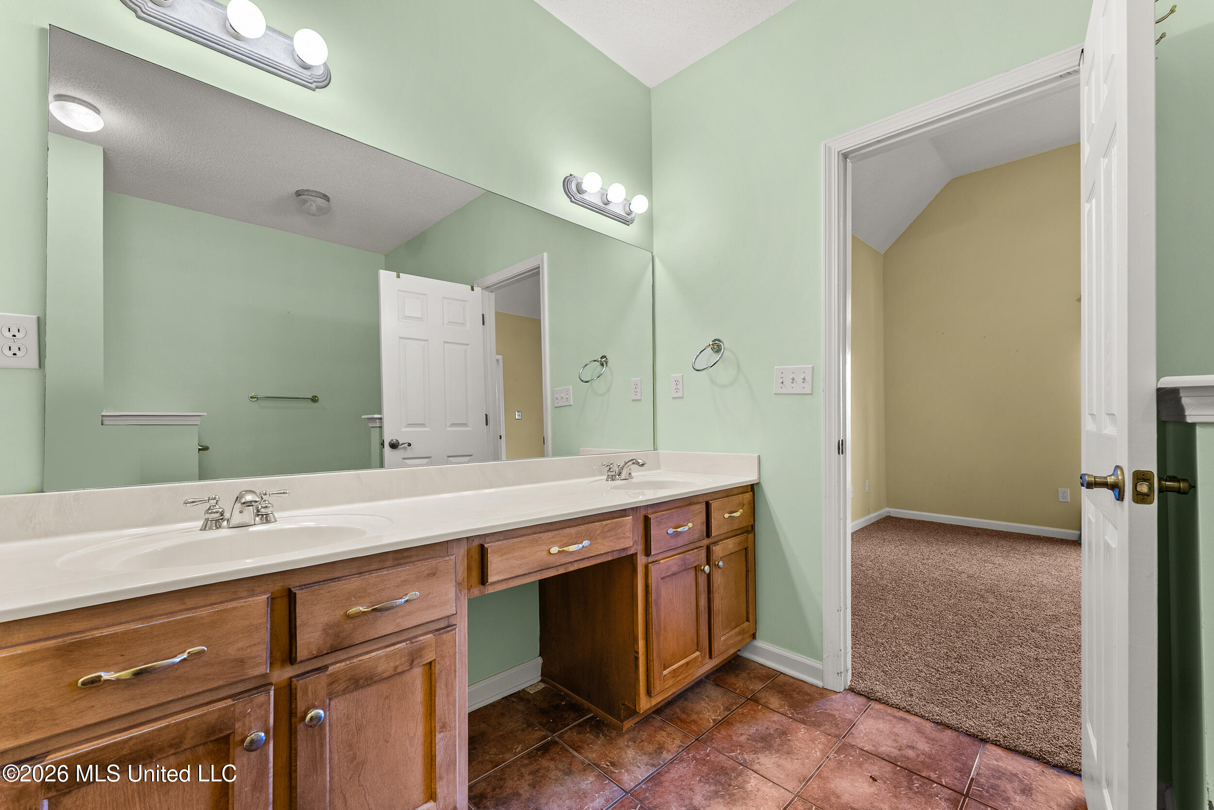 1144 W Martin Circle Property Photo 18