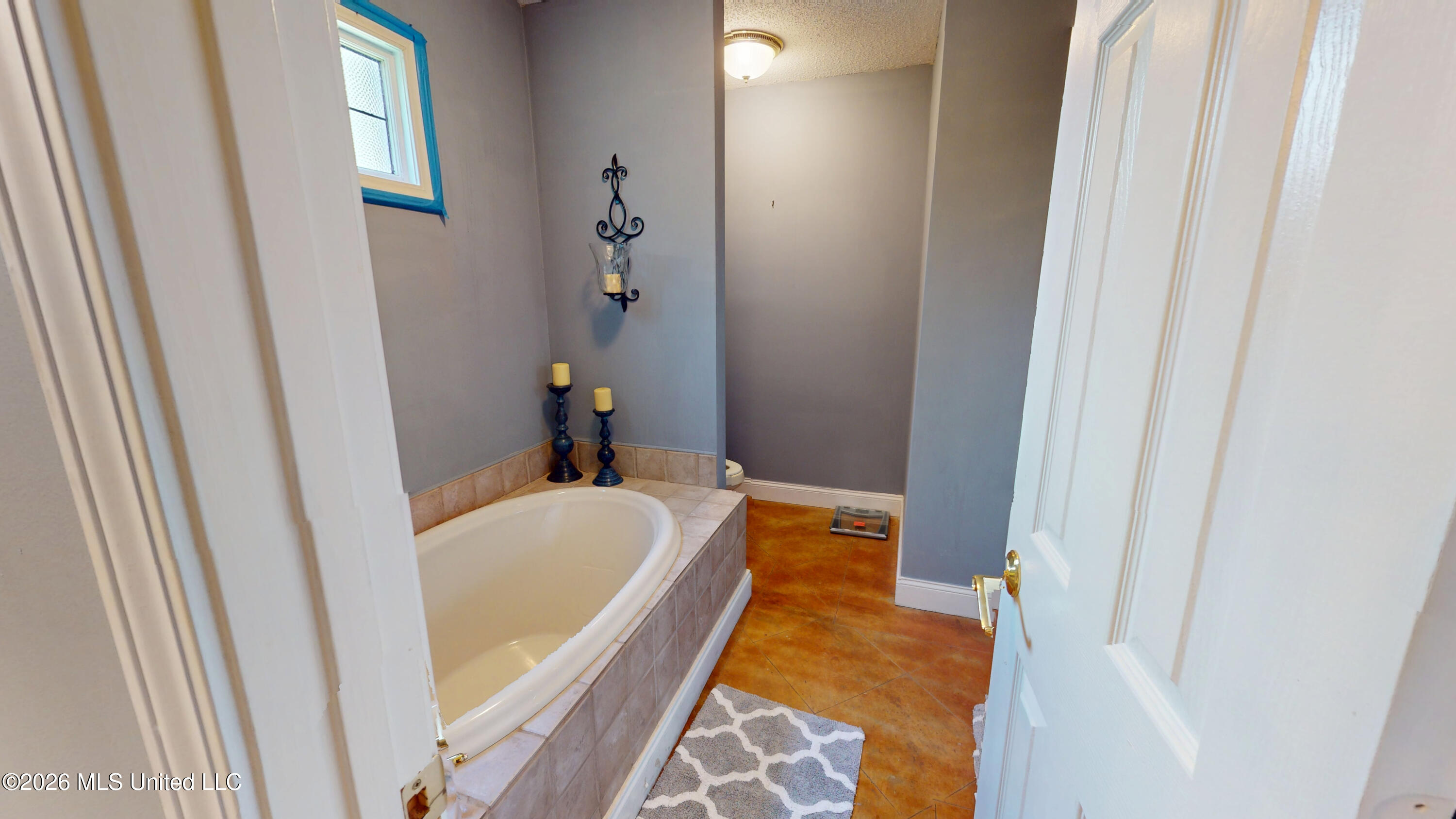 105 Keestone Drive Property Photo 14