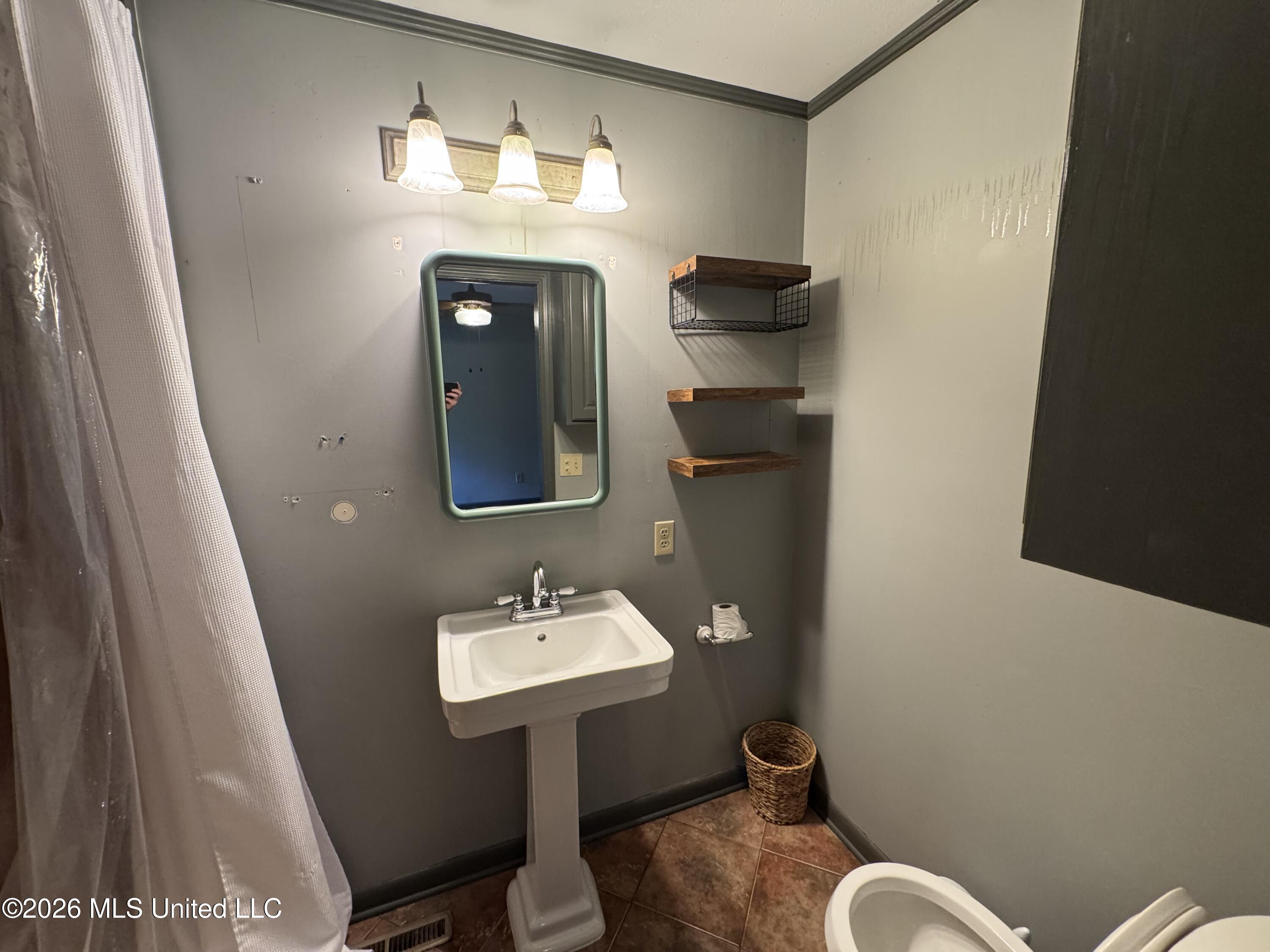 504 Becker Street Property Photo 20
