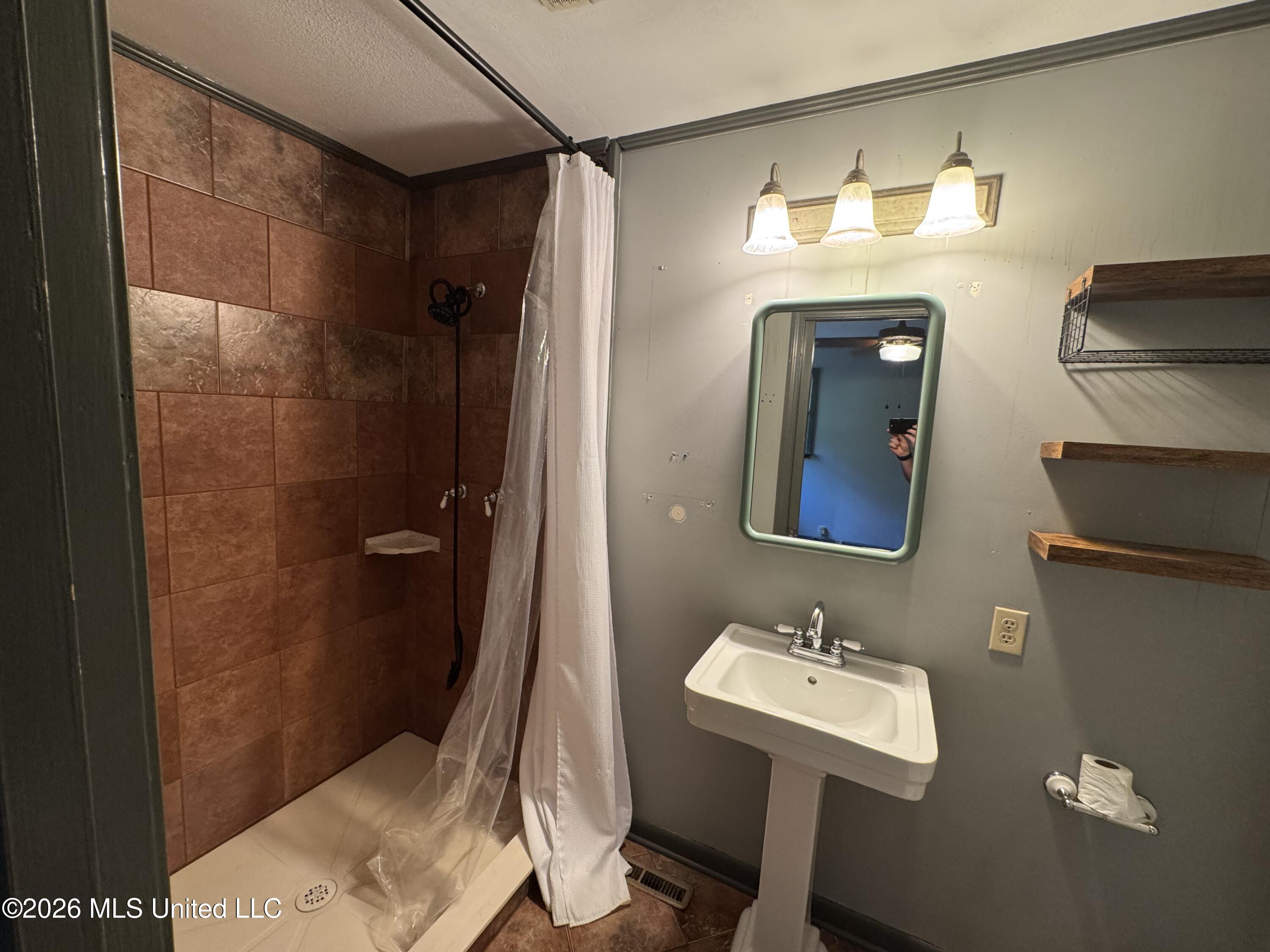 504 Becker Street Property Photo 21