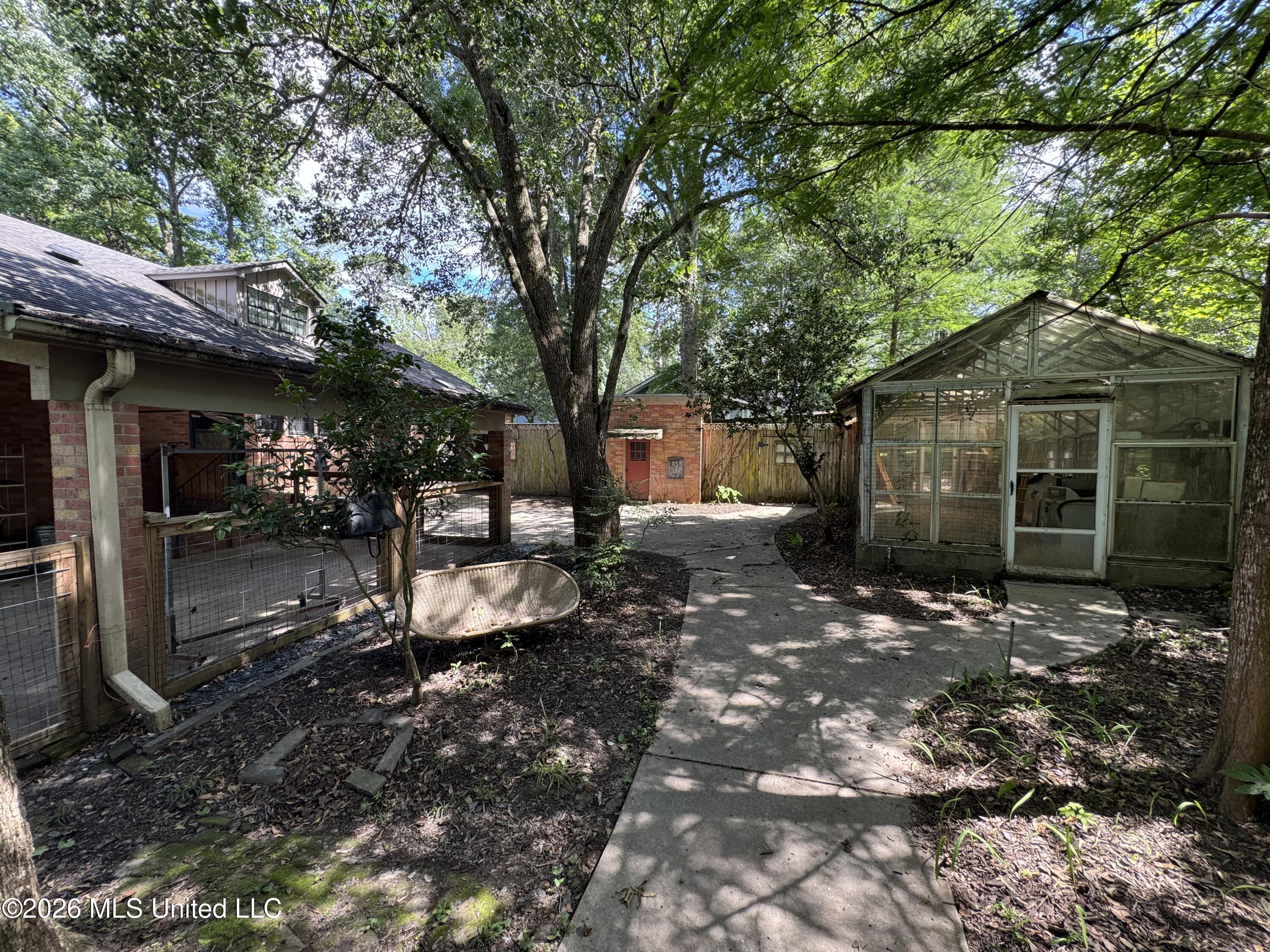 504 Becker Street Property Photo 29