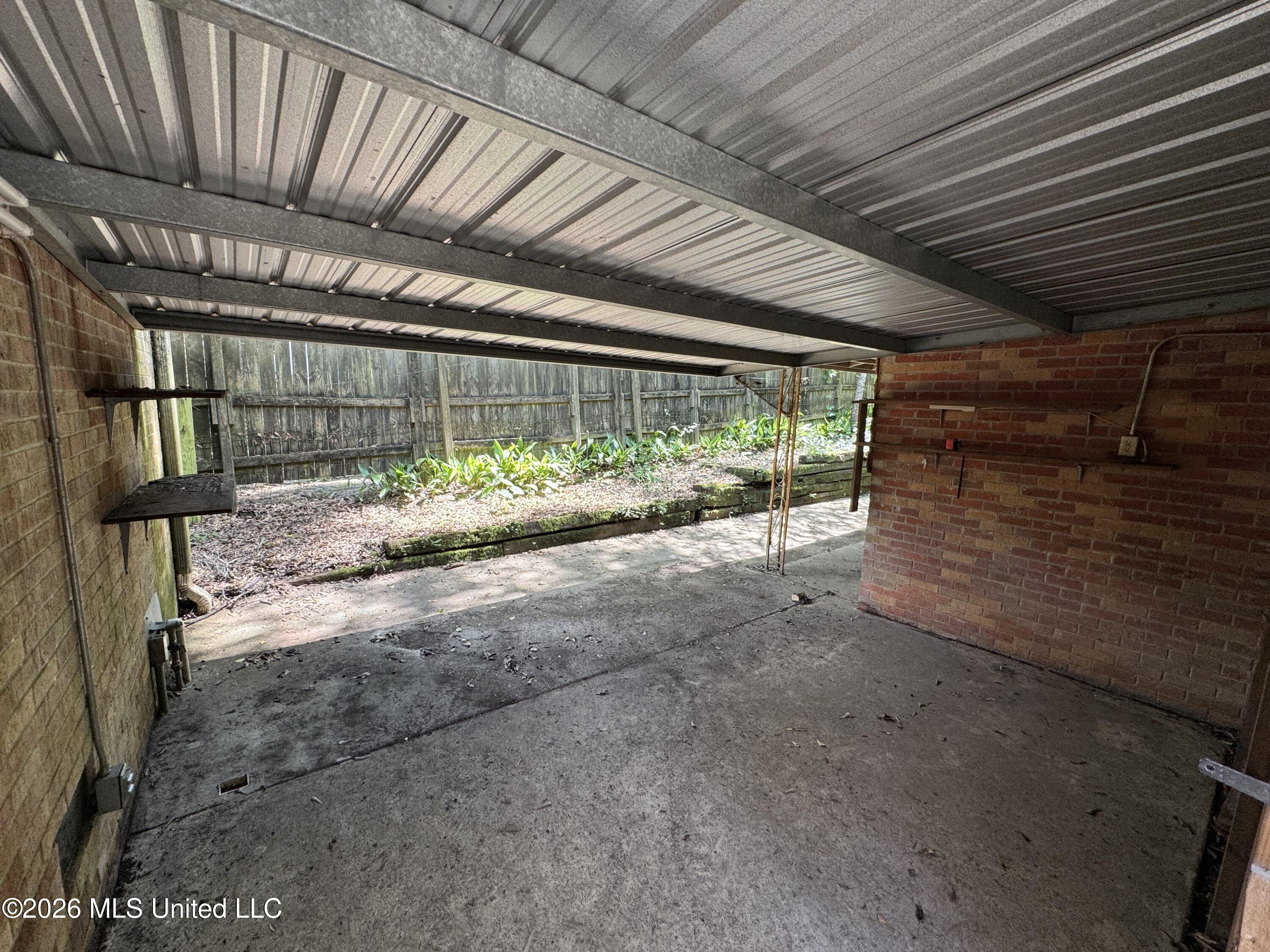 504 Becker Street Property Photo 31