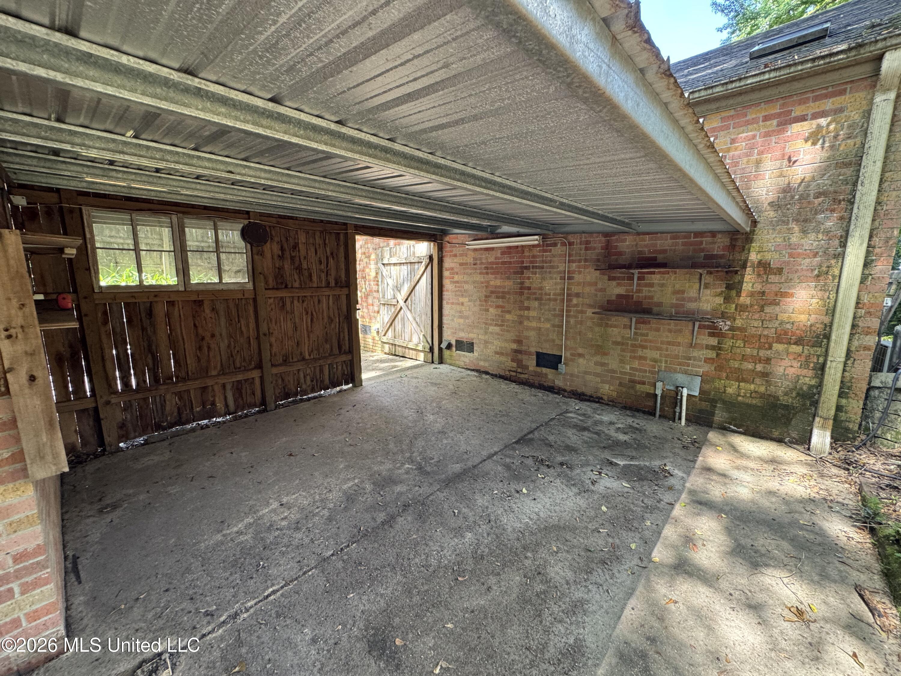 504 Becker Street Property Photo 32