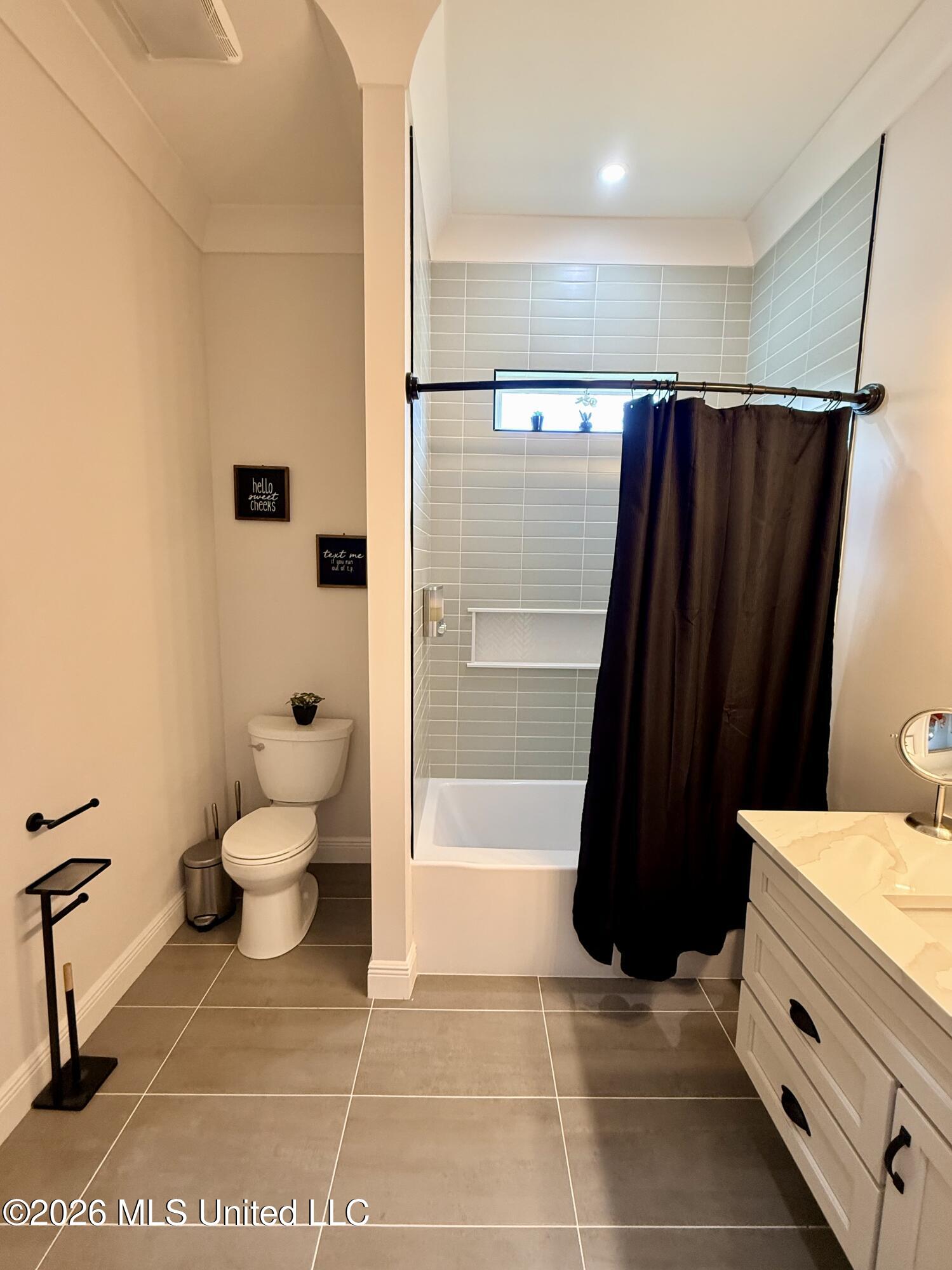 1023 Nancy Place Property Photo 14