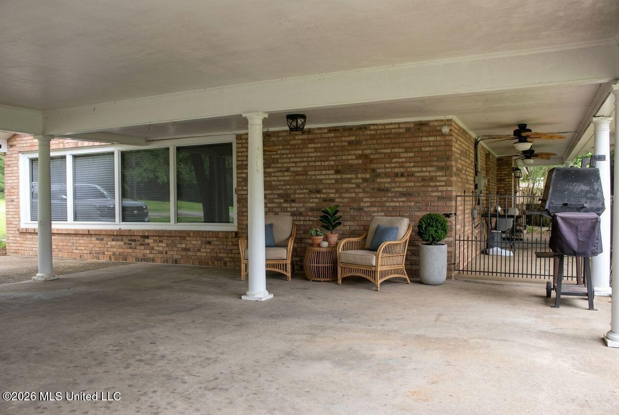 29 Old Ross Acres Property Photo 6