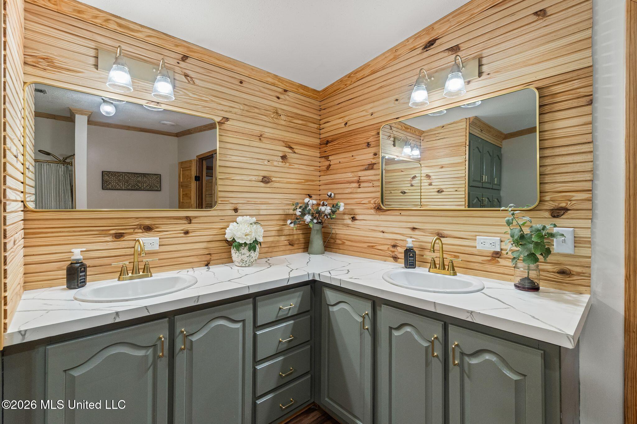 8360 Cuevas Town Road Property Photo 11