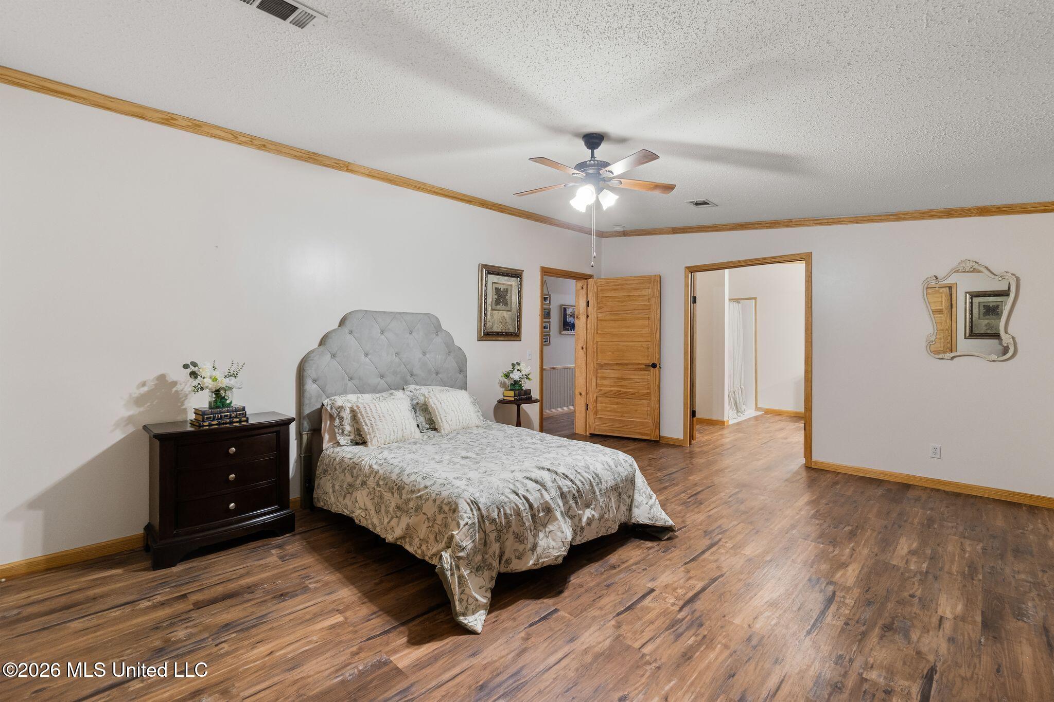 8360 Cuevas Town Road Property Photo 14