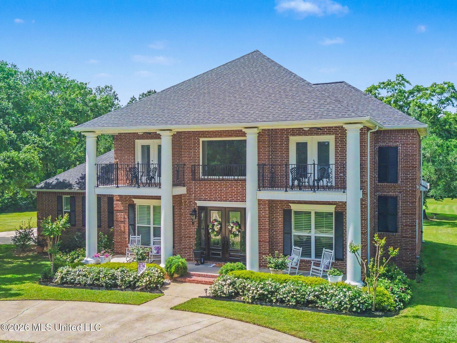 22550 Maes Lane Property Photo 4